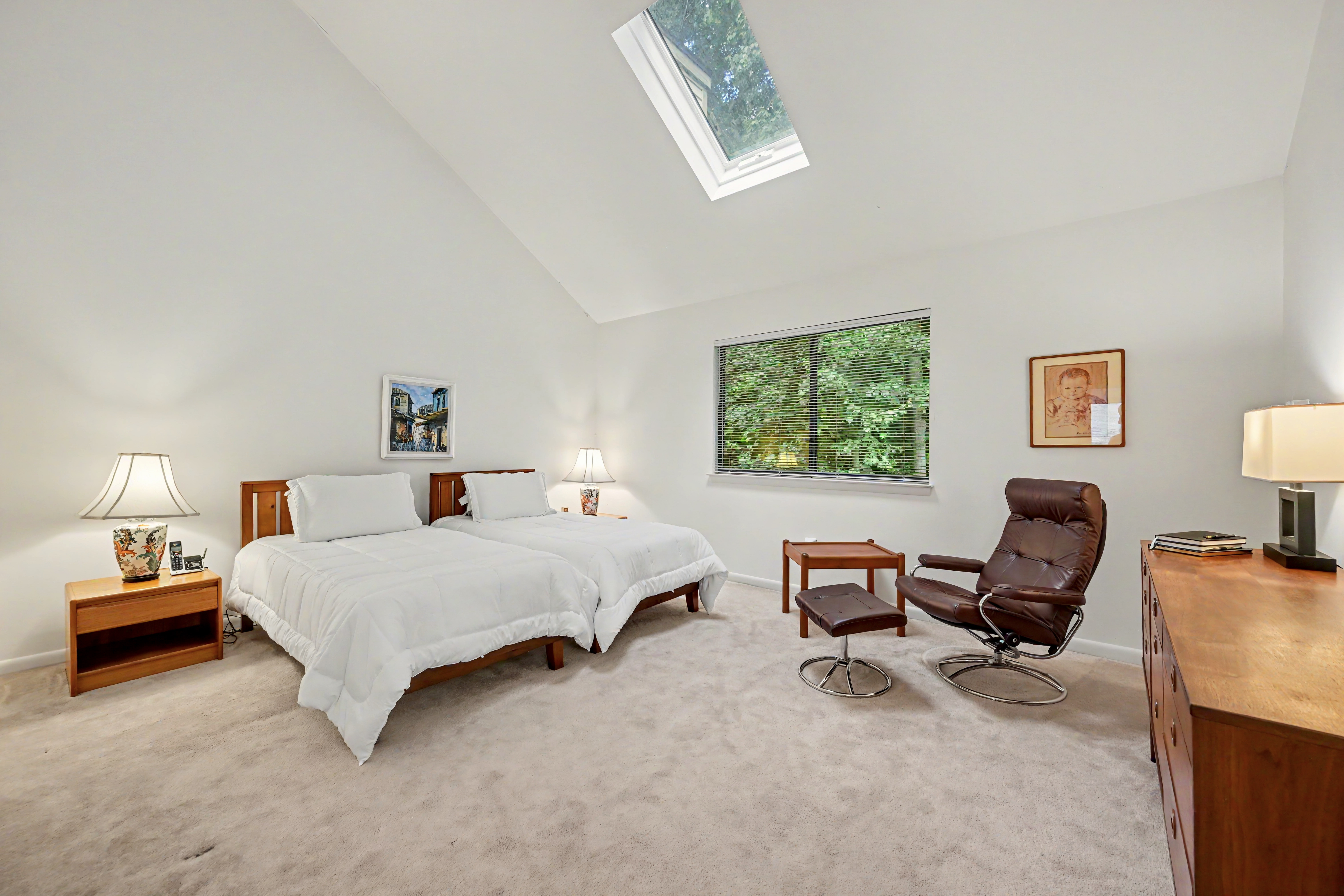  2435 Bedford Street - 物件實景