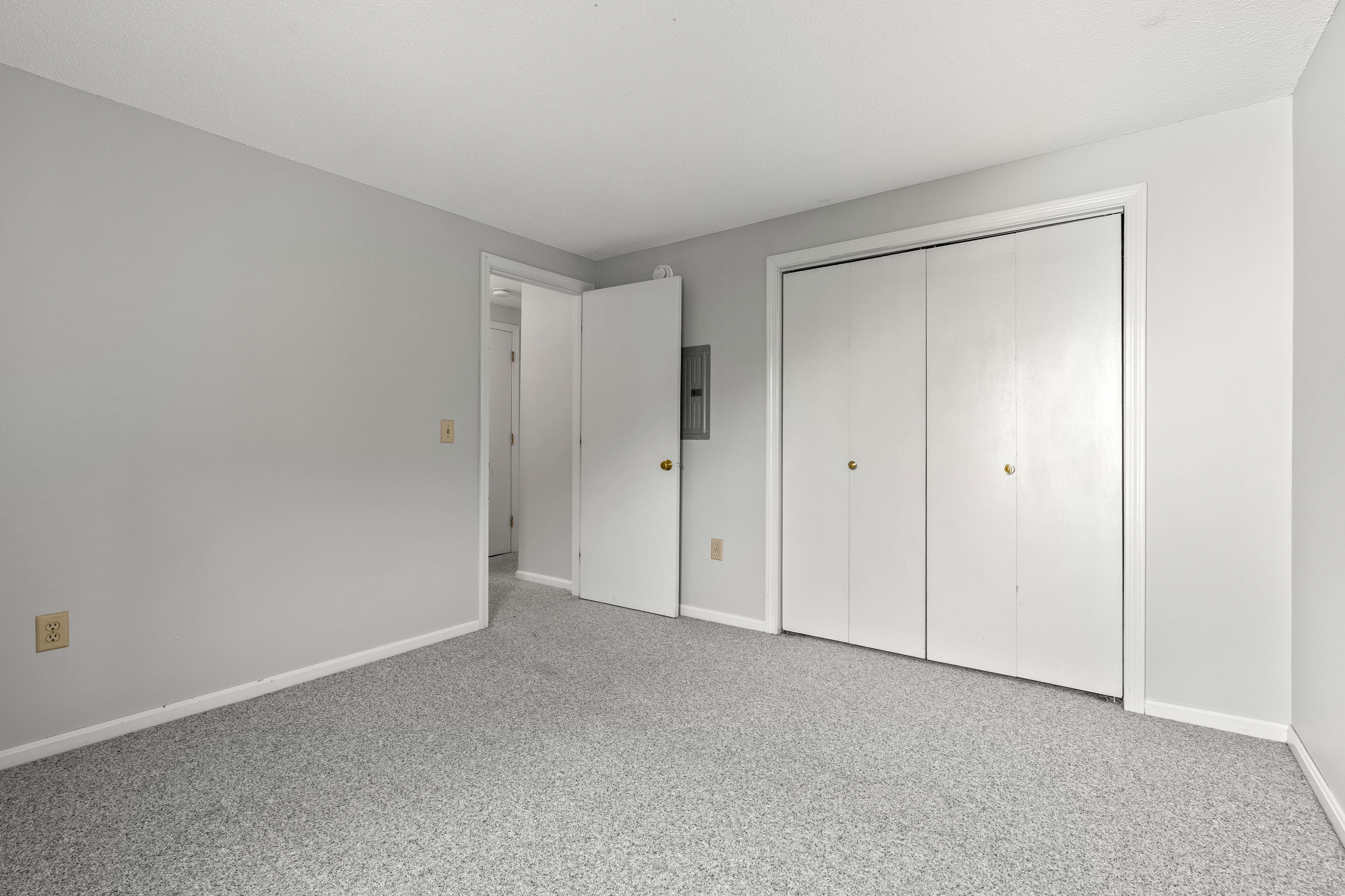  910 White Cedar Boulevard, Portsmouth, NH 03801 - 物件實景