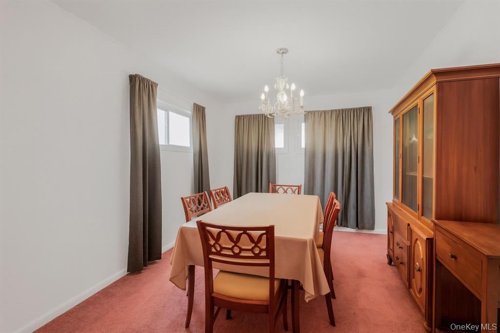 Yonkers, New York, 10710, United States, 3 Bedrooms Bedrooms, ,1 BathroomBathrooms,Residential,For Sale,1976083