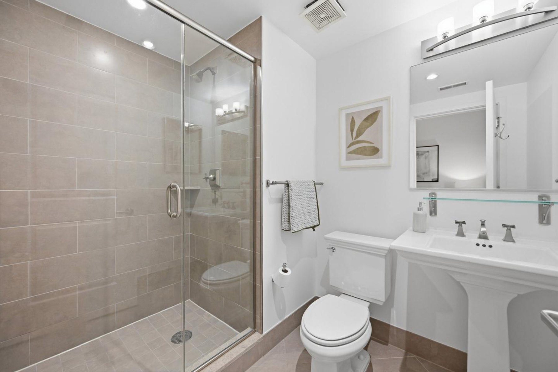  4301 Military Road NW, Washington, DC, 20015 - 物件實景