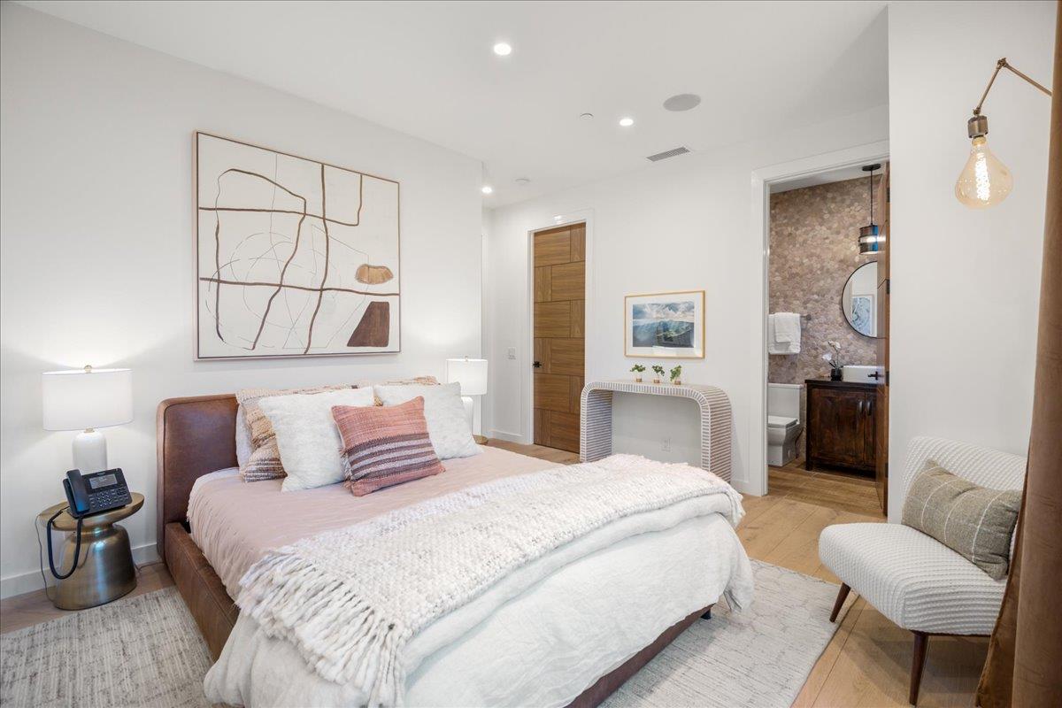 Saratoga, California, 95070, United States, 6 Bedrooms Bedrooms, ,11 BathroomsBathrooms,Residential,For Sale,1971416