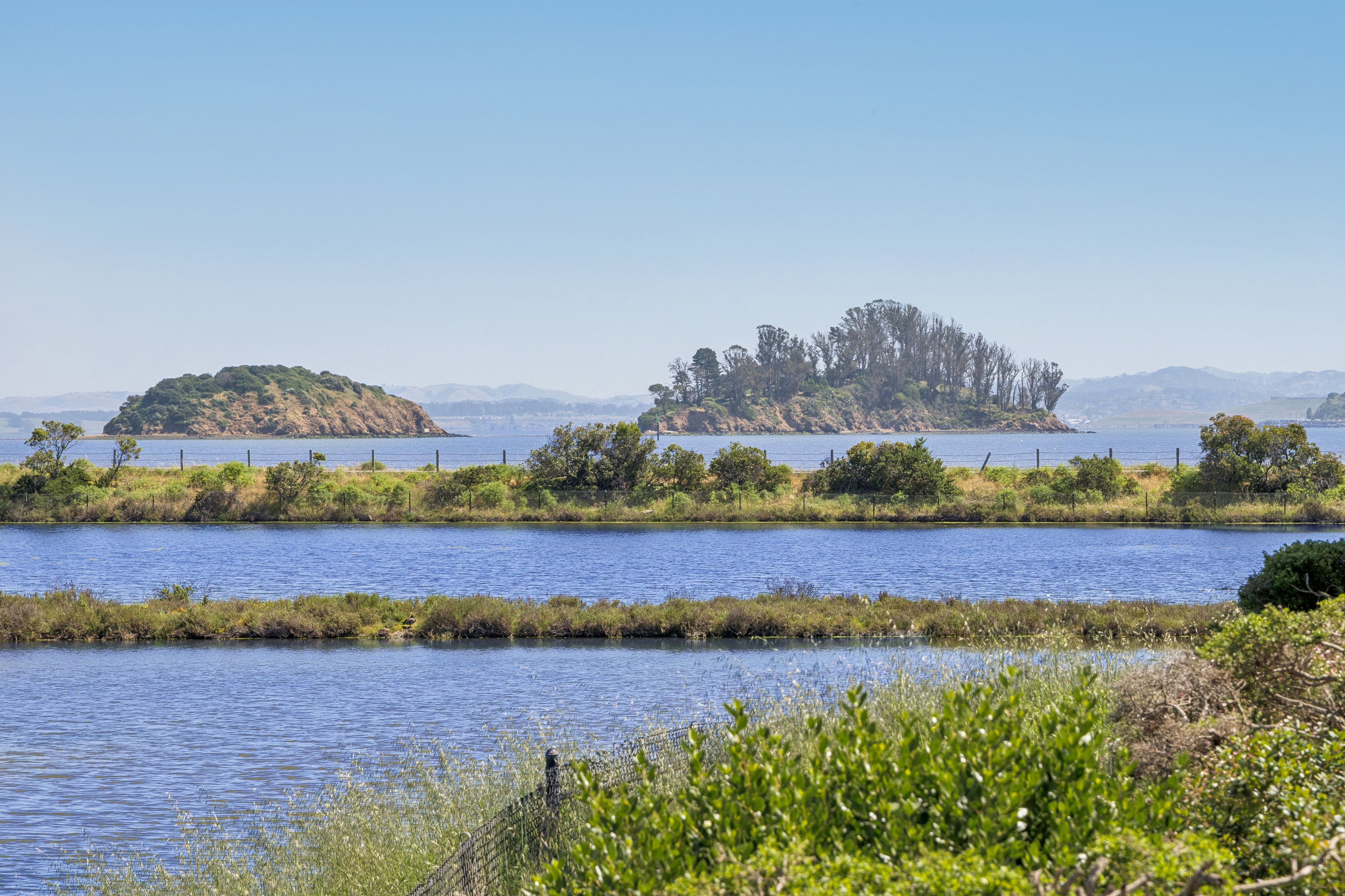  Sunny Waterfront Baypoint Lagoon Home - 物件實景
