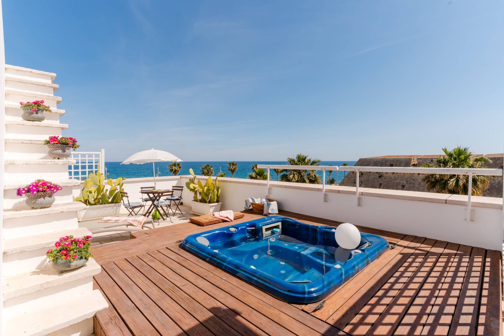 Mola di Bari, Bari, 70042, IT, 4 Bedrooms Bedrooms, ,5 BathroomsBathrooms,Residential,For Sale,1847182