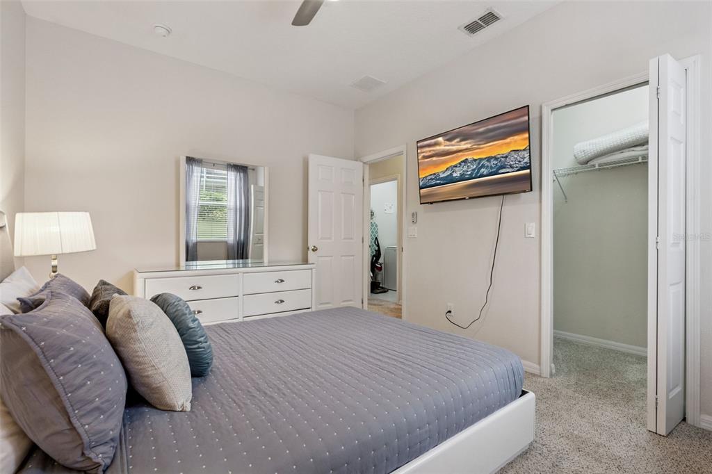 Davenport, Florida, 33897, United States, 5 Bedrooms Bedrooms, ,3 BathroomsBathrooms,Residential,For Sale,1966625