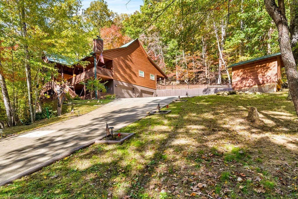 Blairsville, Georgia, 30512, United States, 3 Bedrooms Bedrooms, ,3 BathroomsBathrooms,Residential,For Sale,1979899