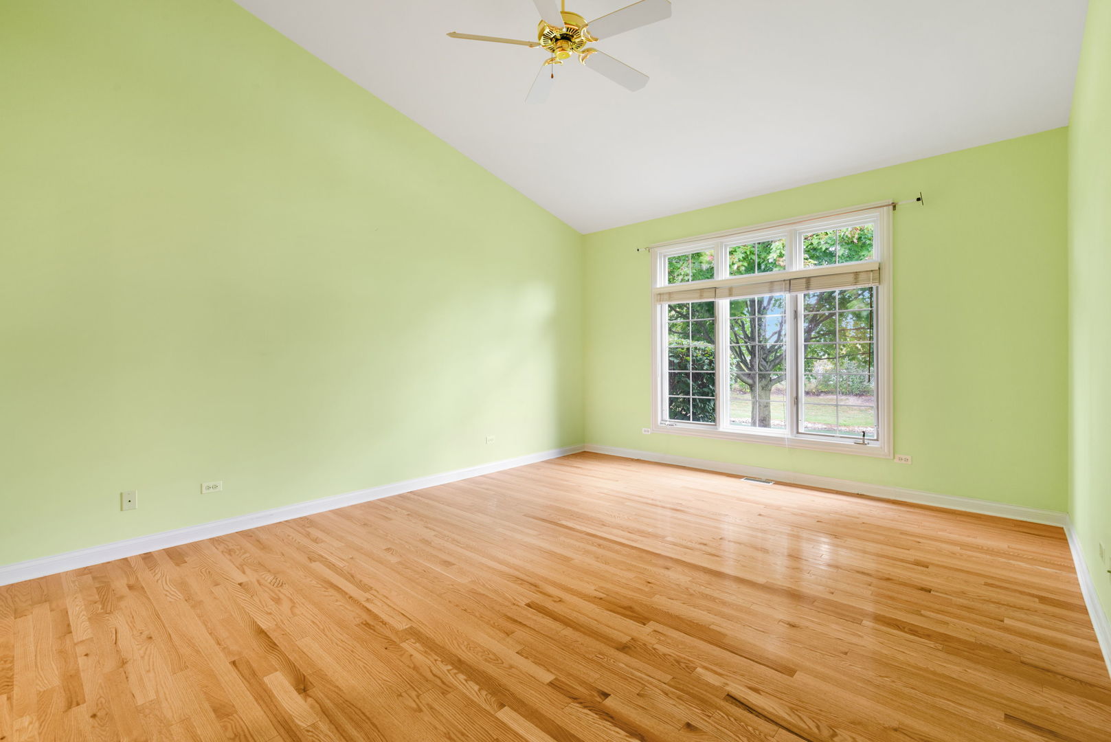Palos Heights, Illinois, 60463, United States, 3 Bedrooms Bedrooms, ,4 BathroomsBathrooms,Residential,For Sale,1965288