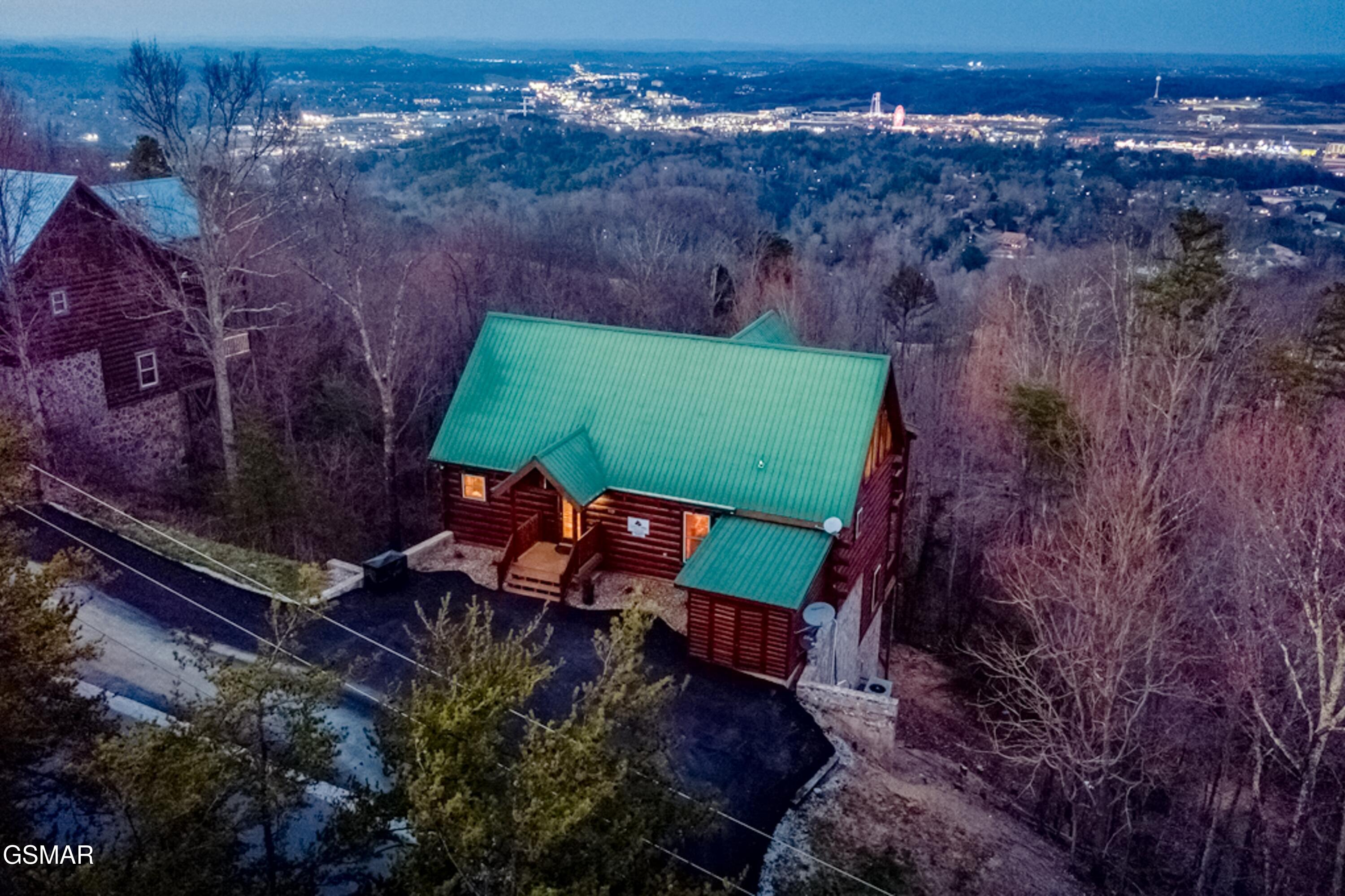 Sevierville, Tennessee, 37862, United States, 4 Bedrooms Bedrooms, ,4 BathroomsBathrooms,Residential,For Sale,2024607
