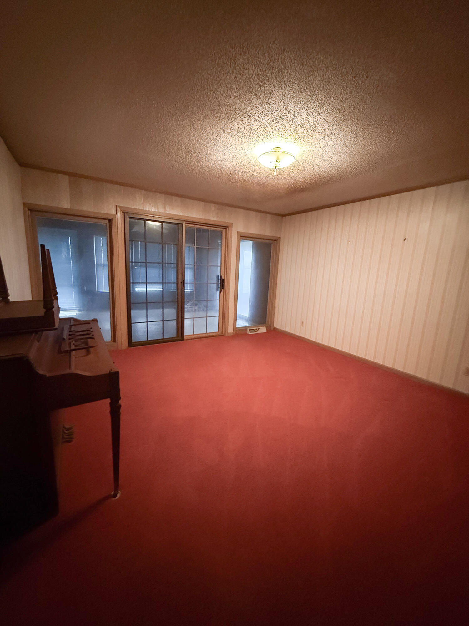 Folly Beach, South Carolina, 29439, United States, 4 Bedrooms Bedrooms, ,3 BathroomsBathrooms,Residential,For Sale,1975835