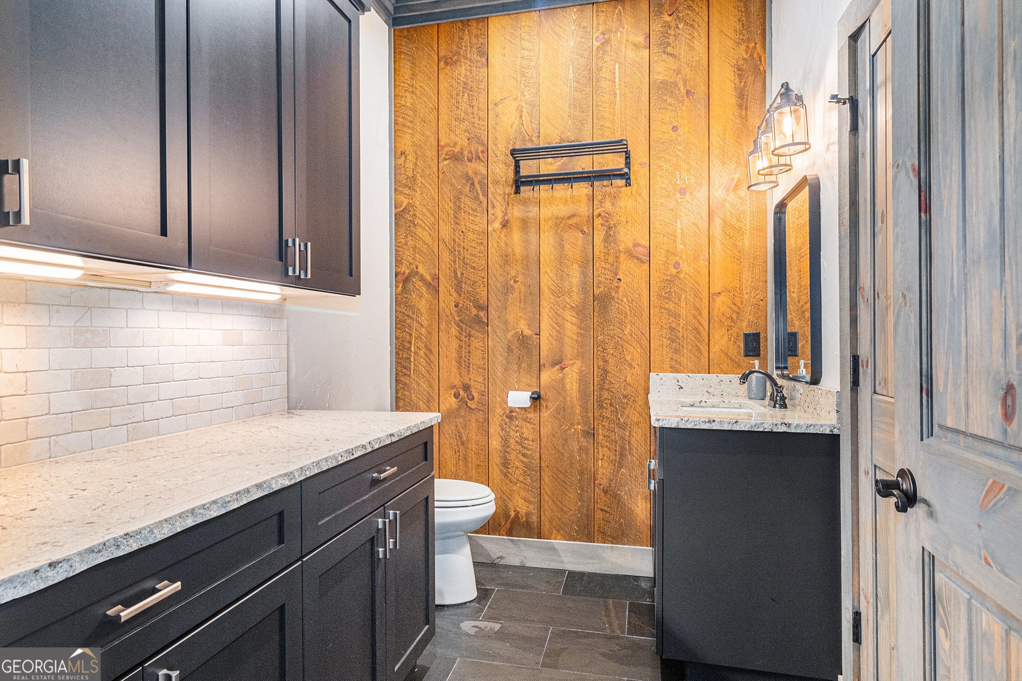 Ellijay, Georgia, 30540, United States, 5 Bedrooms Bedrooms, ,5 BathroomsBathrooms,Residential,For Sale,1952564