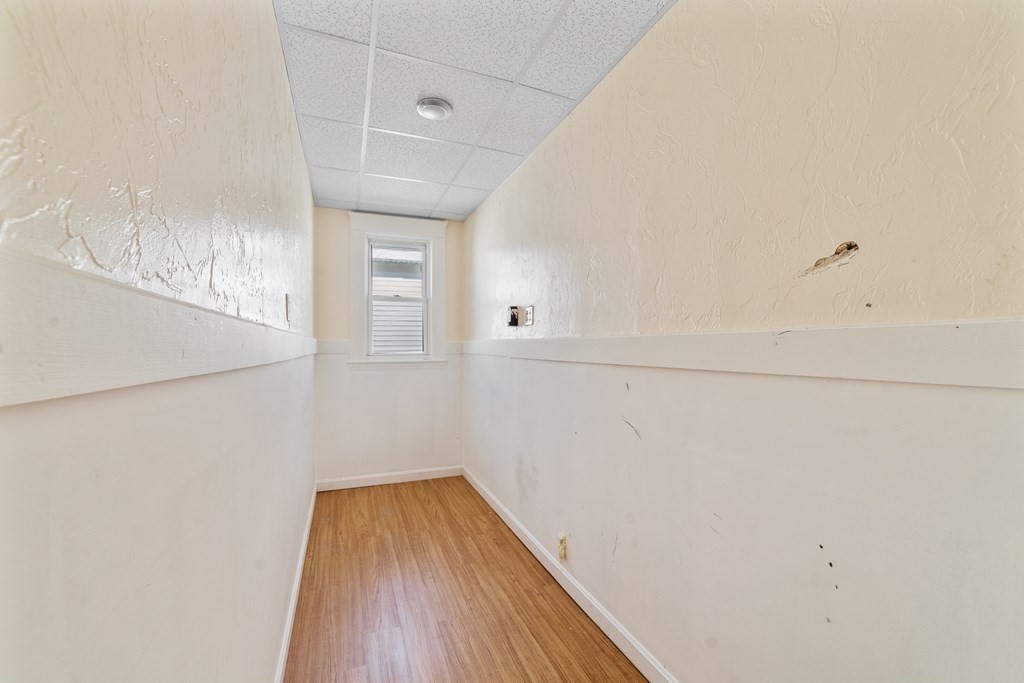 Worcester, Massachusetts, 01603-2339, United States, 9 Bedrooms Bedrooms, ,Residential,For Sale,1979601