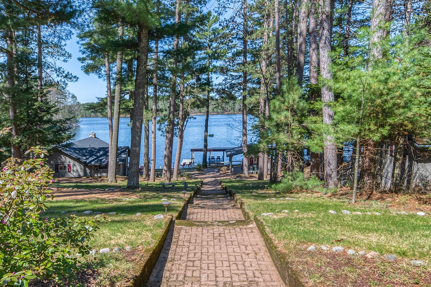 Manitowish Waters, Wisconsin, 54545, United States, 3 Bedrooms Bedrooms, ,4 BathroomsBathrooms,Residential,For Sale,1823646