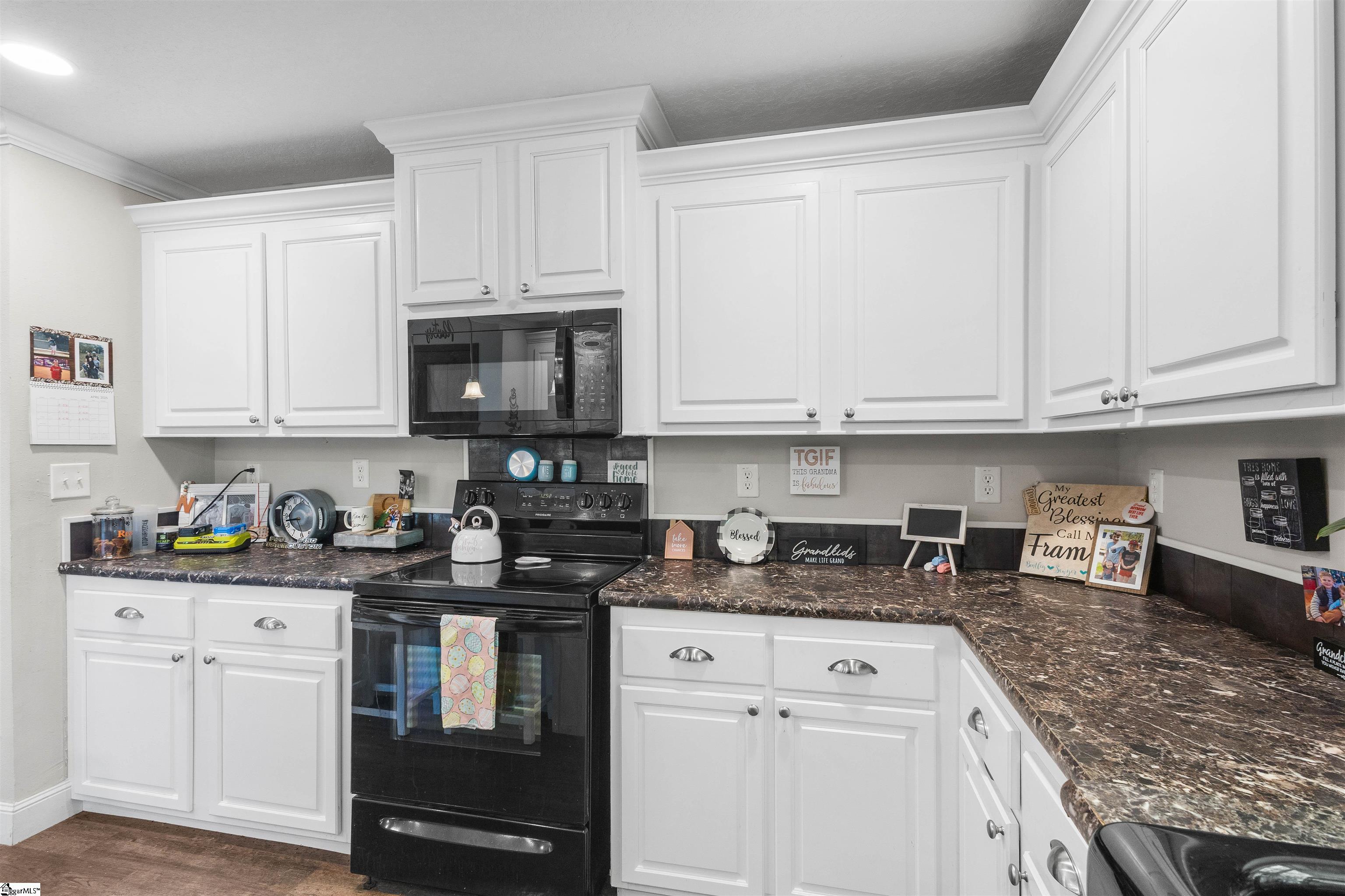 Piedmont, South Carolina, 29673, United States, 8 Bedrooms Bedrooms, ,6 BathroomsBathrooms,Residential,For Sale,1788968