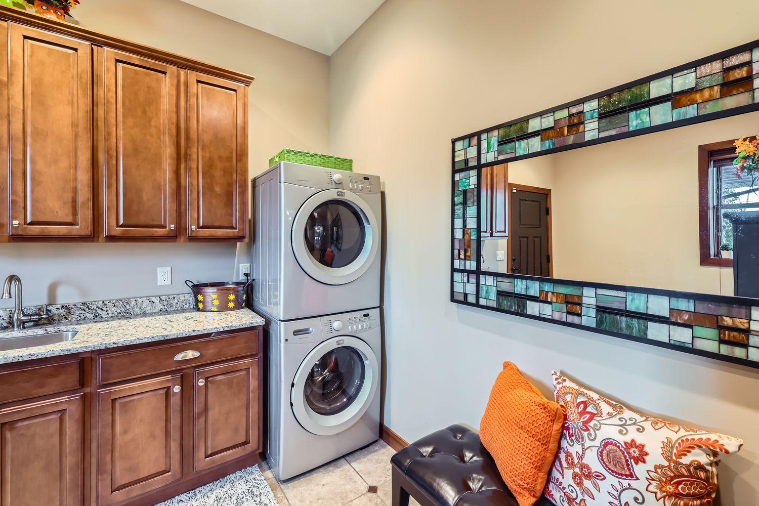 Deephaven, Minnesota, 55331, United States, 5 Bedrooms Bedrooms, ,5 BathroomsBathrooms,Residential,For Sale,1998829