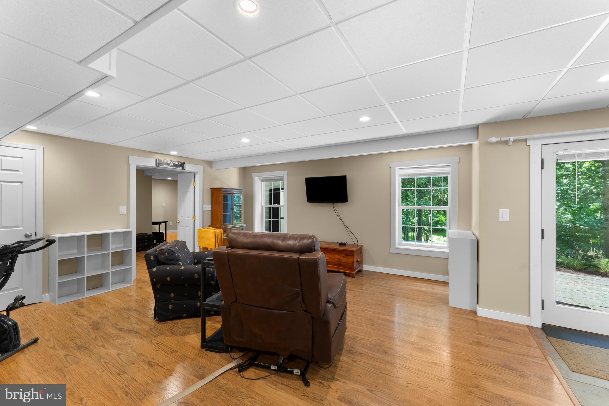 Jeffersonton, Virginia, 22724, United States, 5 Bedrooms Bedrooms, ,4 BathroomsBathrooms,Residential,For Sale,1935978