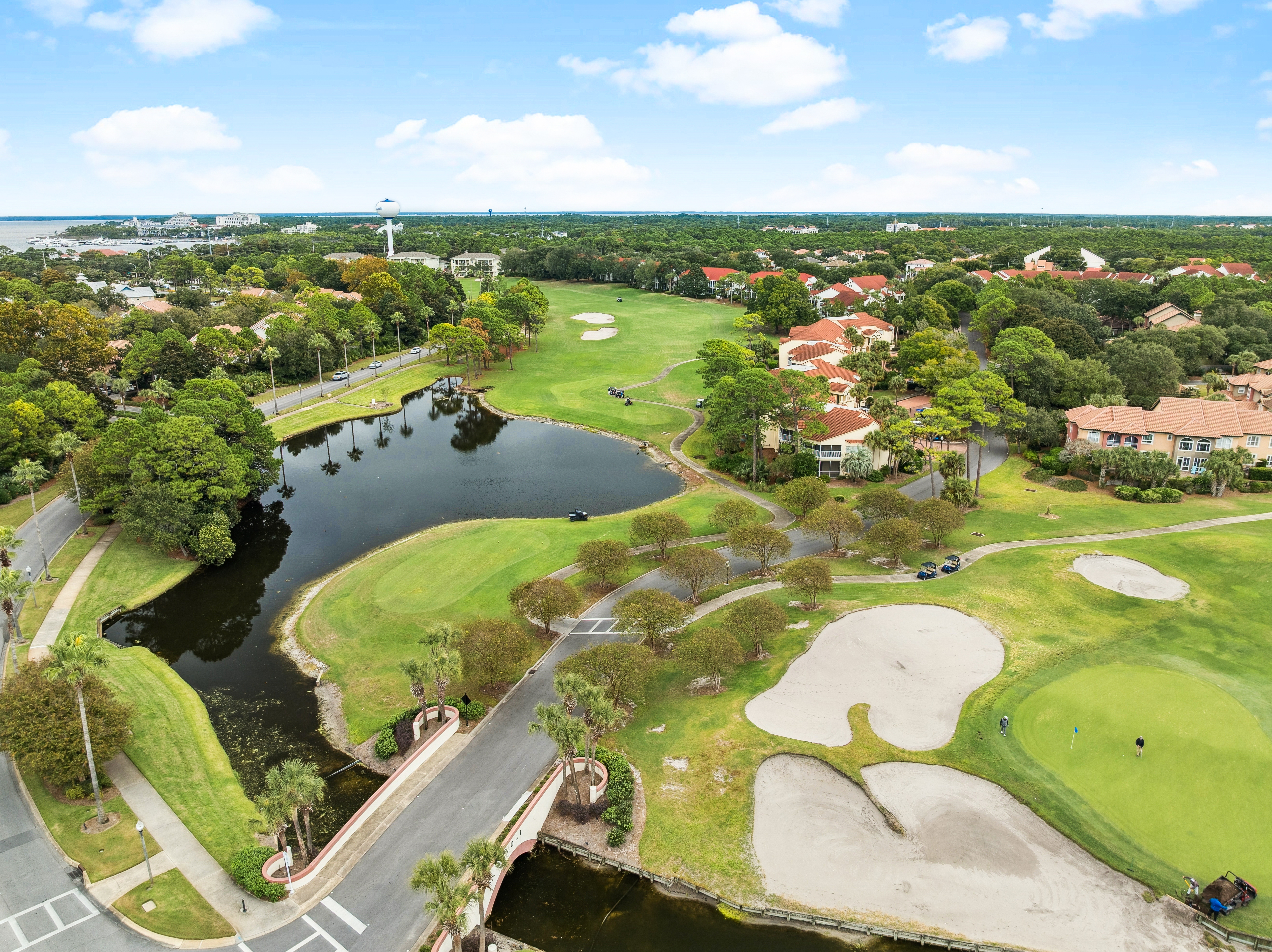  Refined Golf-Course Estate With Resort Amenities - 物件實景