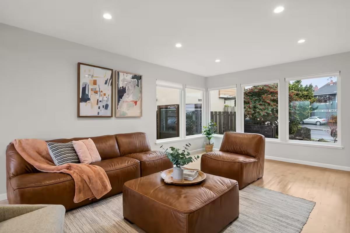 Pacifica, California, 94044, United States, 4 Bedrooms Bedrooms, ,4 BathroomsBathrooms,Residential,For Sale,1988181