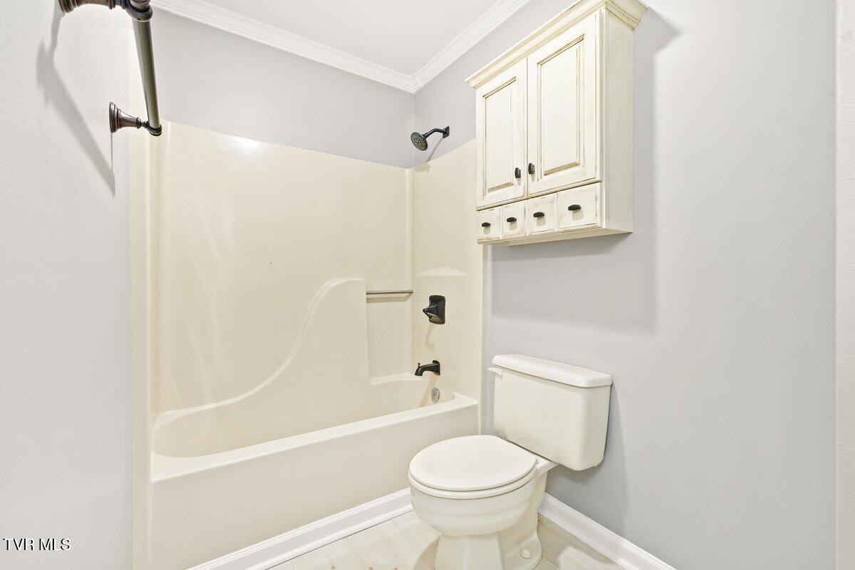 Gray, Tennessee, 37615, United States, 4 Bedrooms Bedrooms, ,3 BathroomsBathrooms,Residential,For Sale,1979136