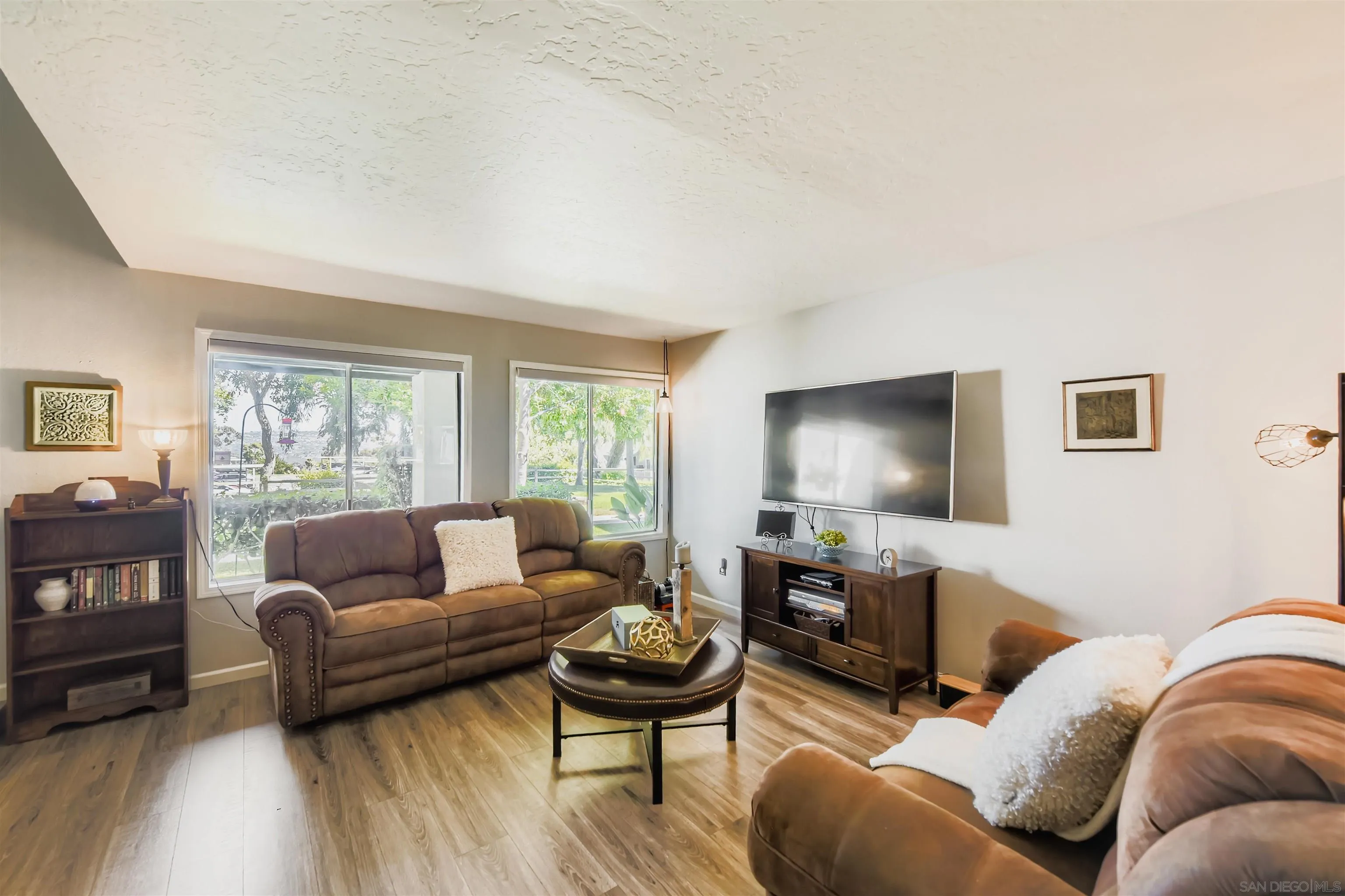 San Diego, California, 92124, United States, 4 Bedrooms Bedrooms, ,3 BathroomsBathrooms,Residential,For Sale,1911364