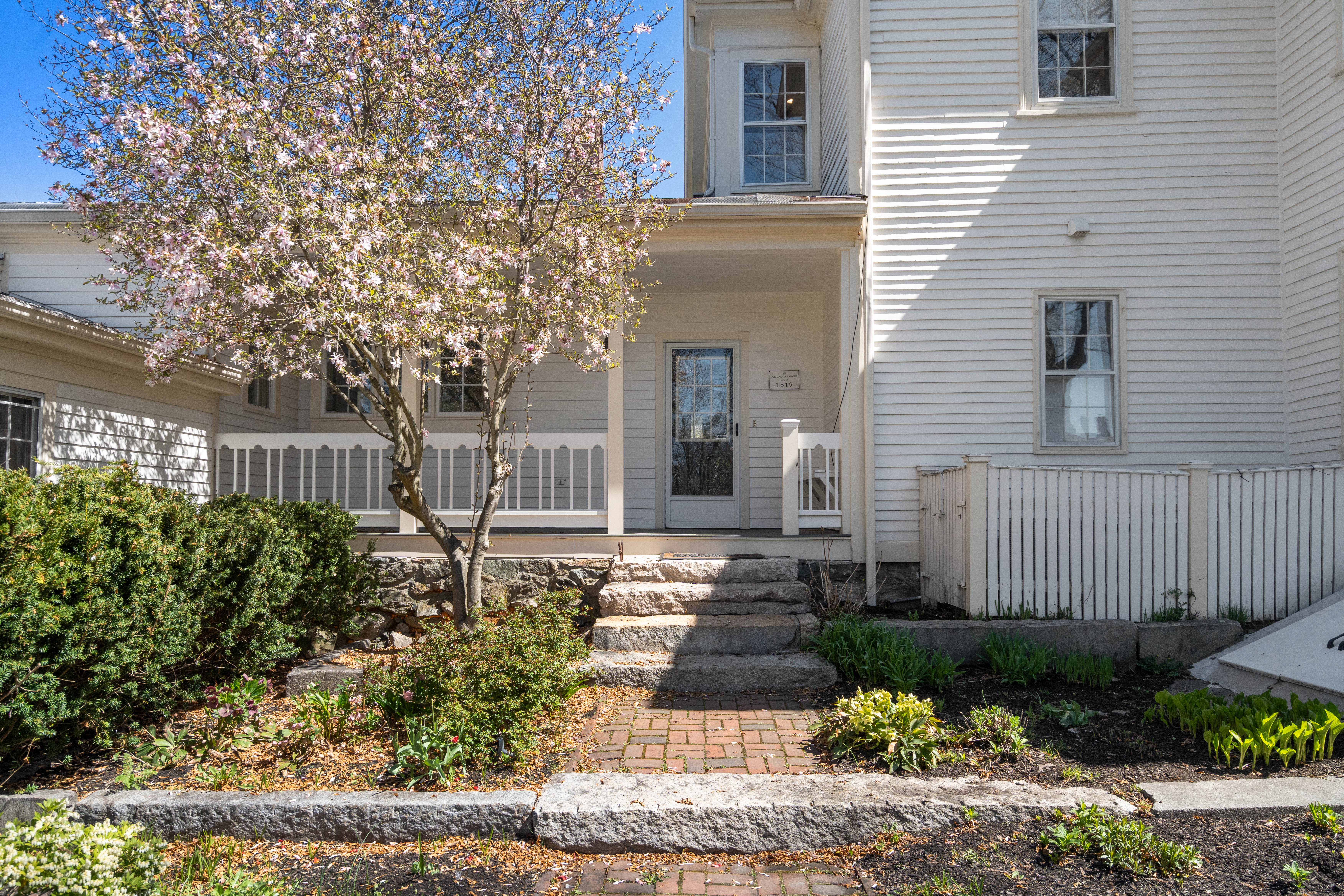  8 Washington Street, Sherborn, MA, 01770 - 物件實景