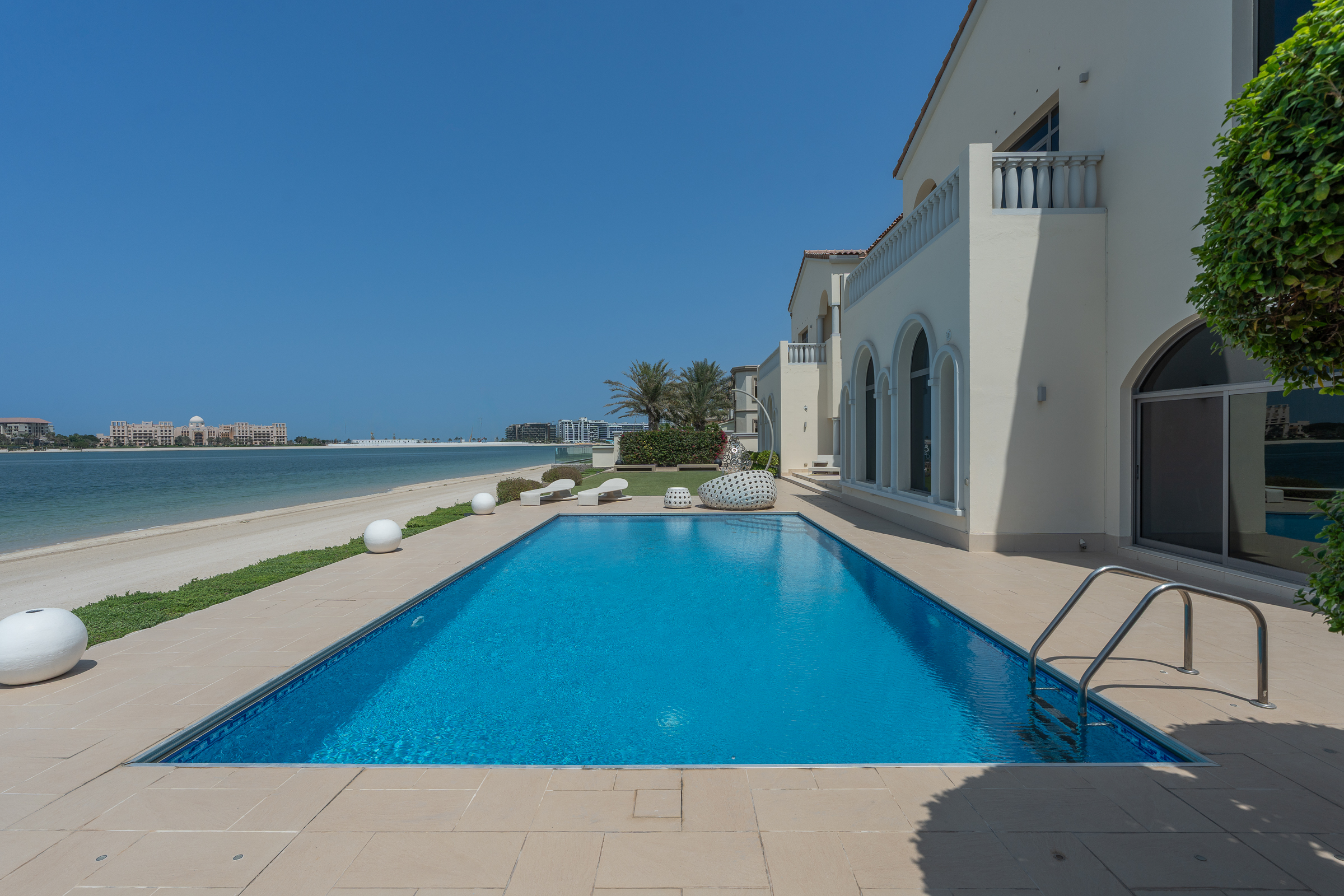  Stunning, Upgraded Palm Jumeirah Villa - 物件實景