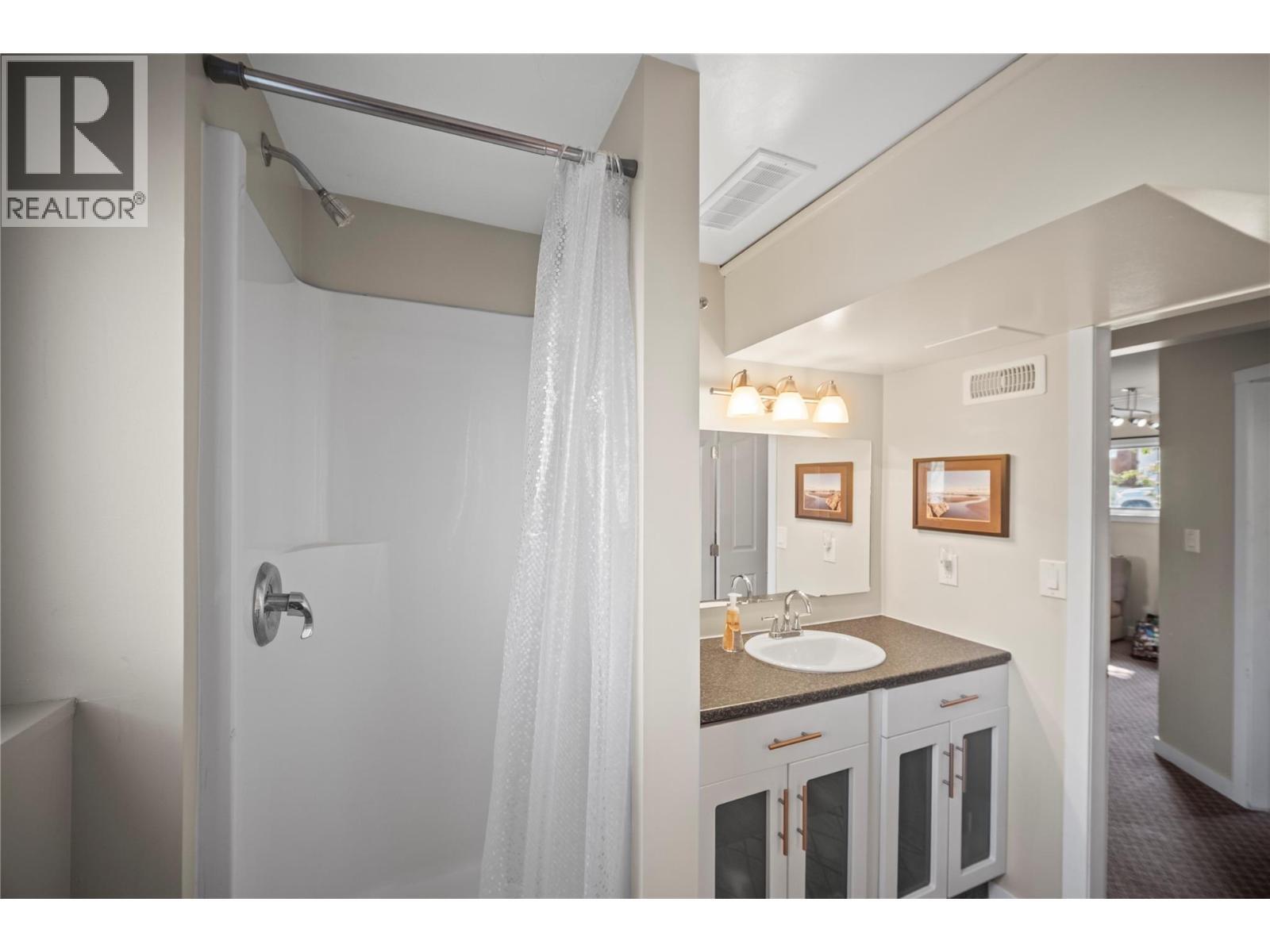 VERNON, British Columbia, V1T 1L1, CA, 3 Bedrooms Bedrooms, ,2 BathroomsBathrooms,Residential,For Sale,1948714