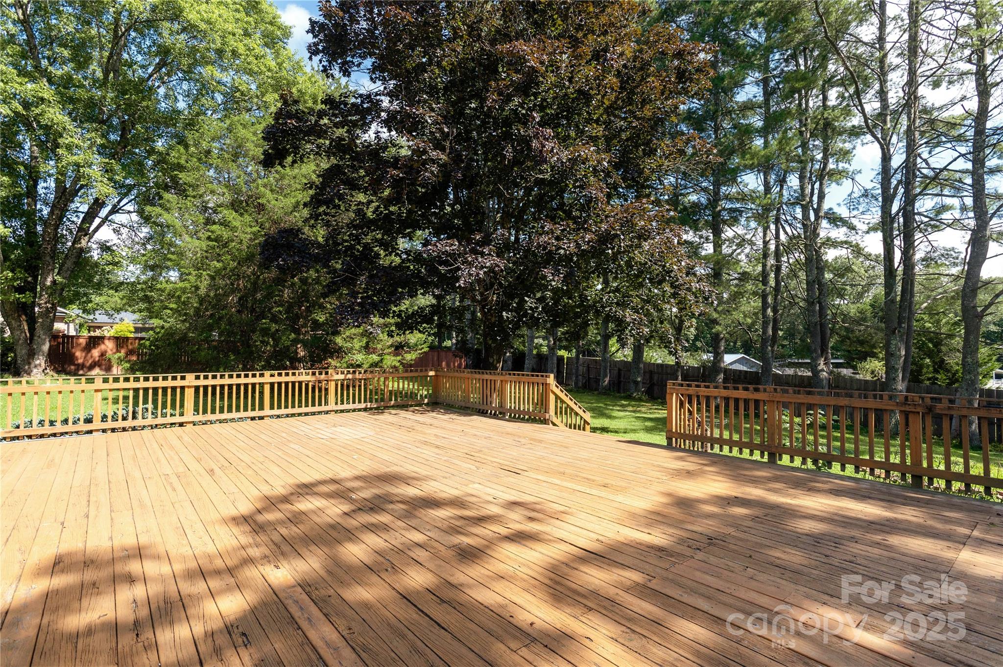 Hendersonville, North Carolina, 28791, United States, 3 Bedrooms Bedrooms, ,2 BathroomsBathrooms,Residential,For Sale,1910646
