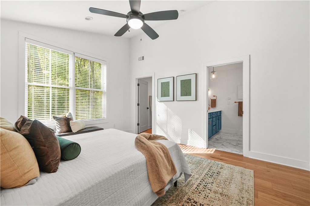 Atlanta, Georgia, 30315, United States, 3 Bedrooms Bedrooms, ,3 BathroomsBathrooms,Residential,For Sale,1966539