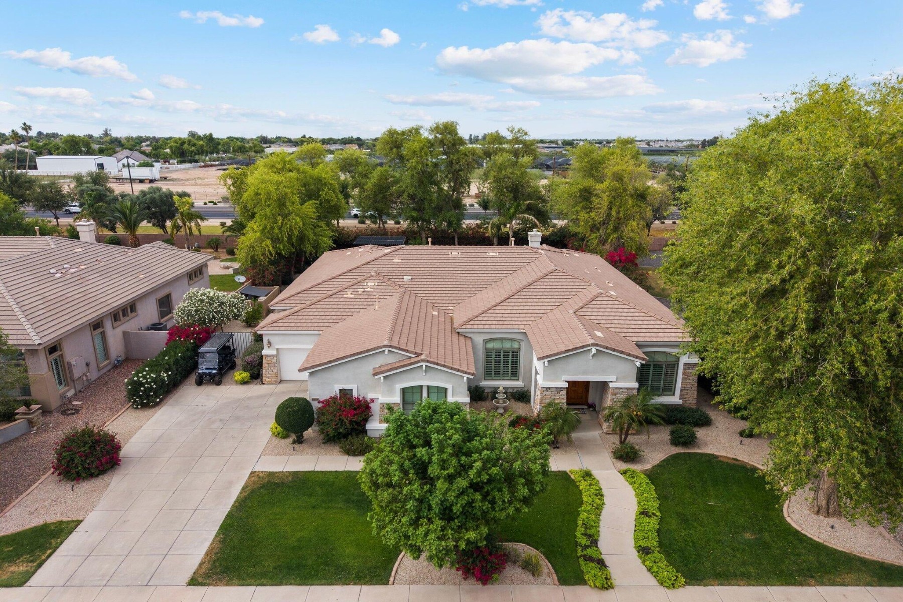  4262 E Meadowview Drive  Gilbert, AZ - 物件實景
