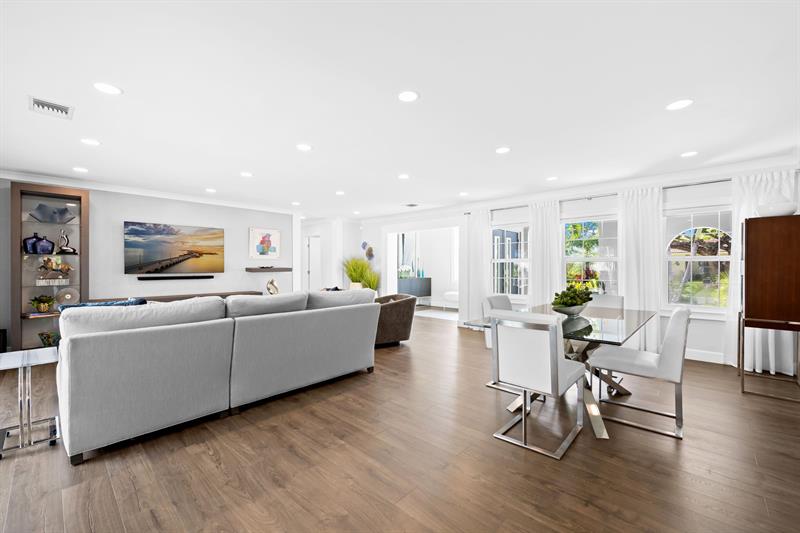 Lighthouse Point, Florida, 33064, United States, 3 Bedrooms Bedrooms, ,3 BathroomsBathrooms,Residential,For Sale,1941022