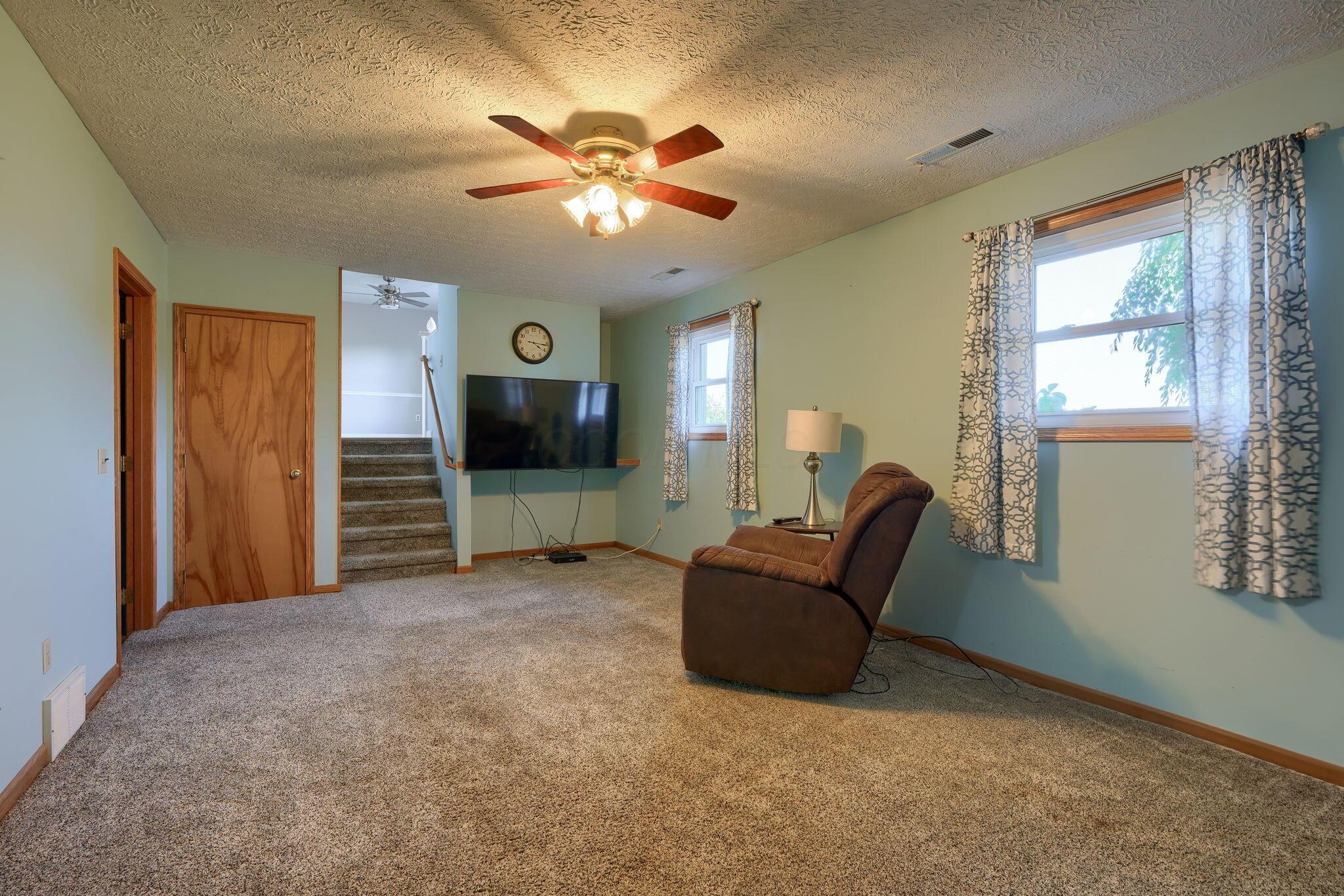 Heath, Ohio, 43056, United States, 3 Bedrooms Bedrooms, ,2 BathroomsBathrooms,Residential,For Sale,1778811