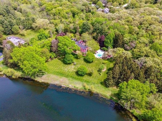 Milton, Wisconsin, 53563-0000, United States, 4 Bedrooms Bedrooms, ,5 BathroomsBathrooms,Residential,For Sale,1798296