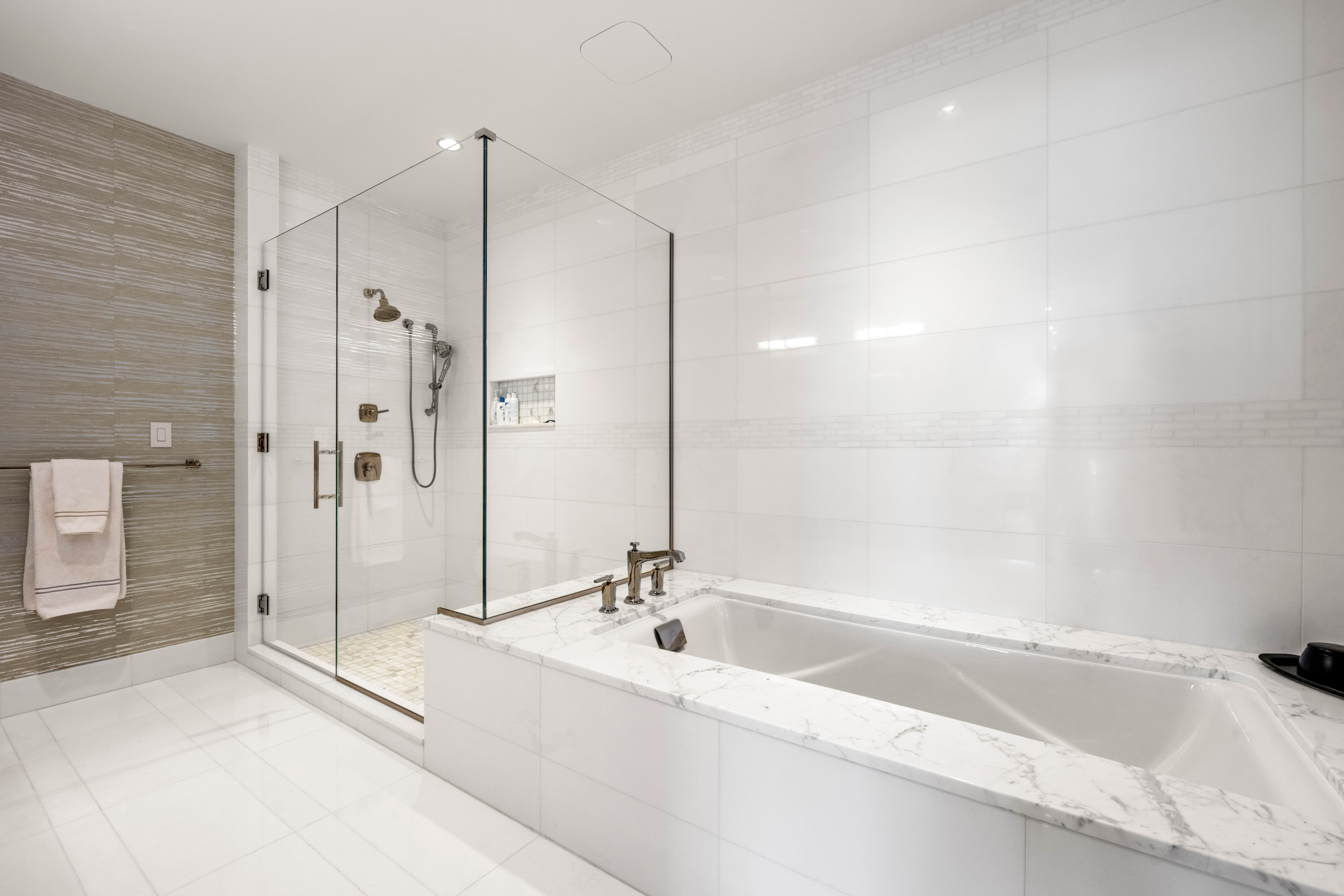  22 Liberty Dr, Unit 11C, Boston, MA, 02210 - 物件實景