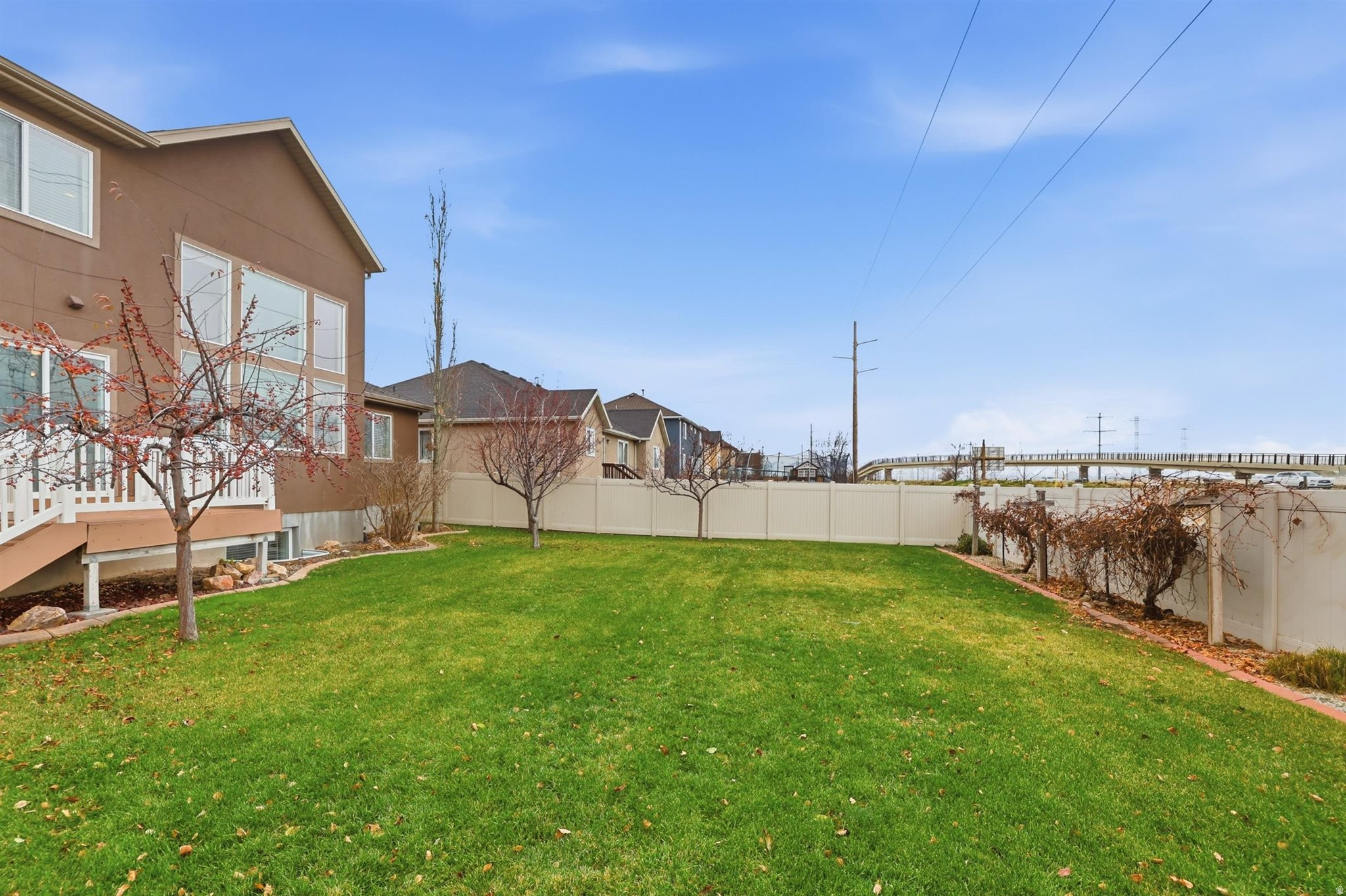 Woods Cross, Utah, 84087, United States, 6 Bedrooms Bedrooms, ,3 BathroomsBathrooms,Residential,For Sale,2002184