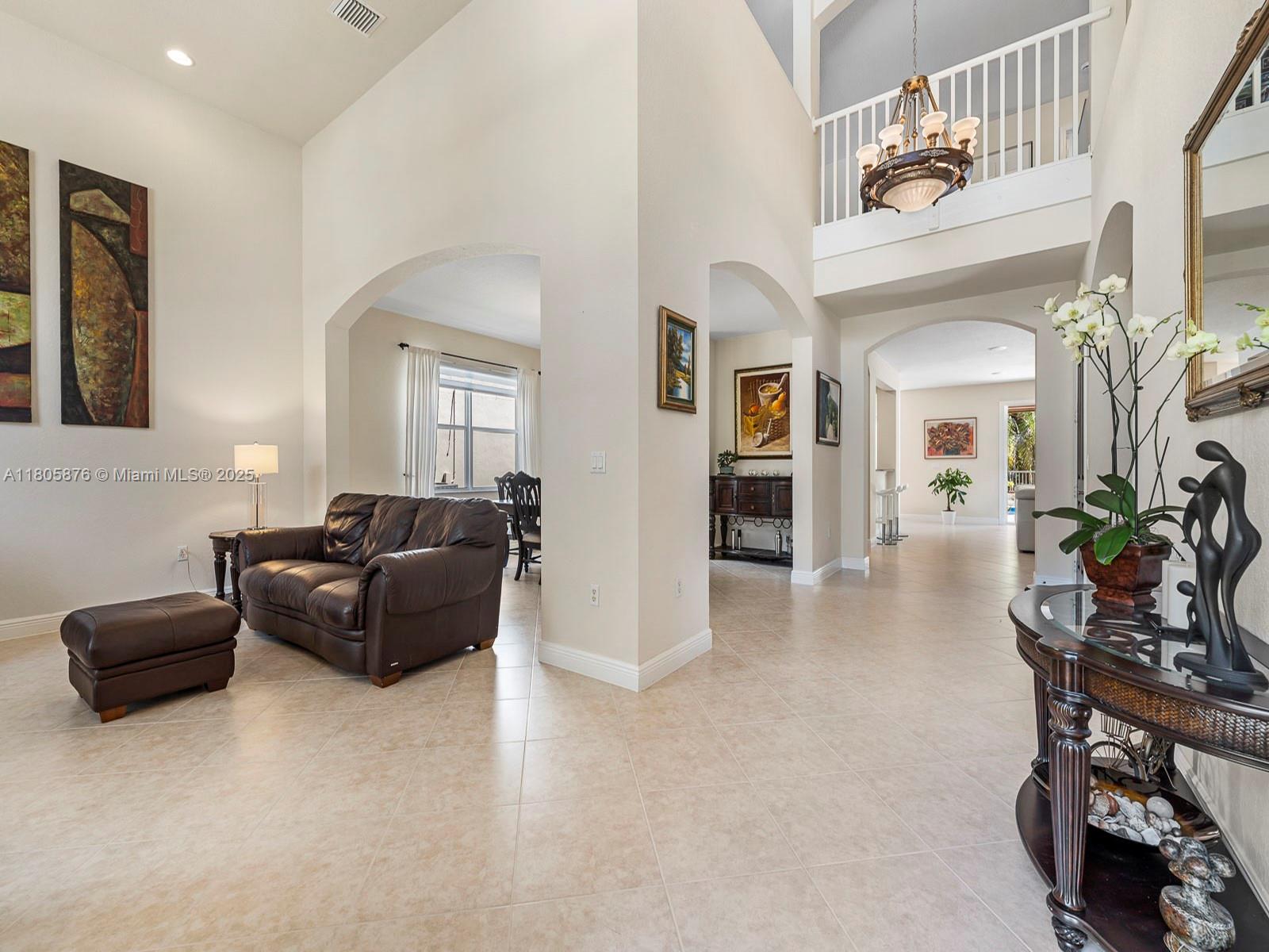 Weston, Florida, 33332, United States, 5 Bedrooms Bedrooms, ,5 BathroomsBathrooms,Residential,For Sale,1826480