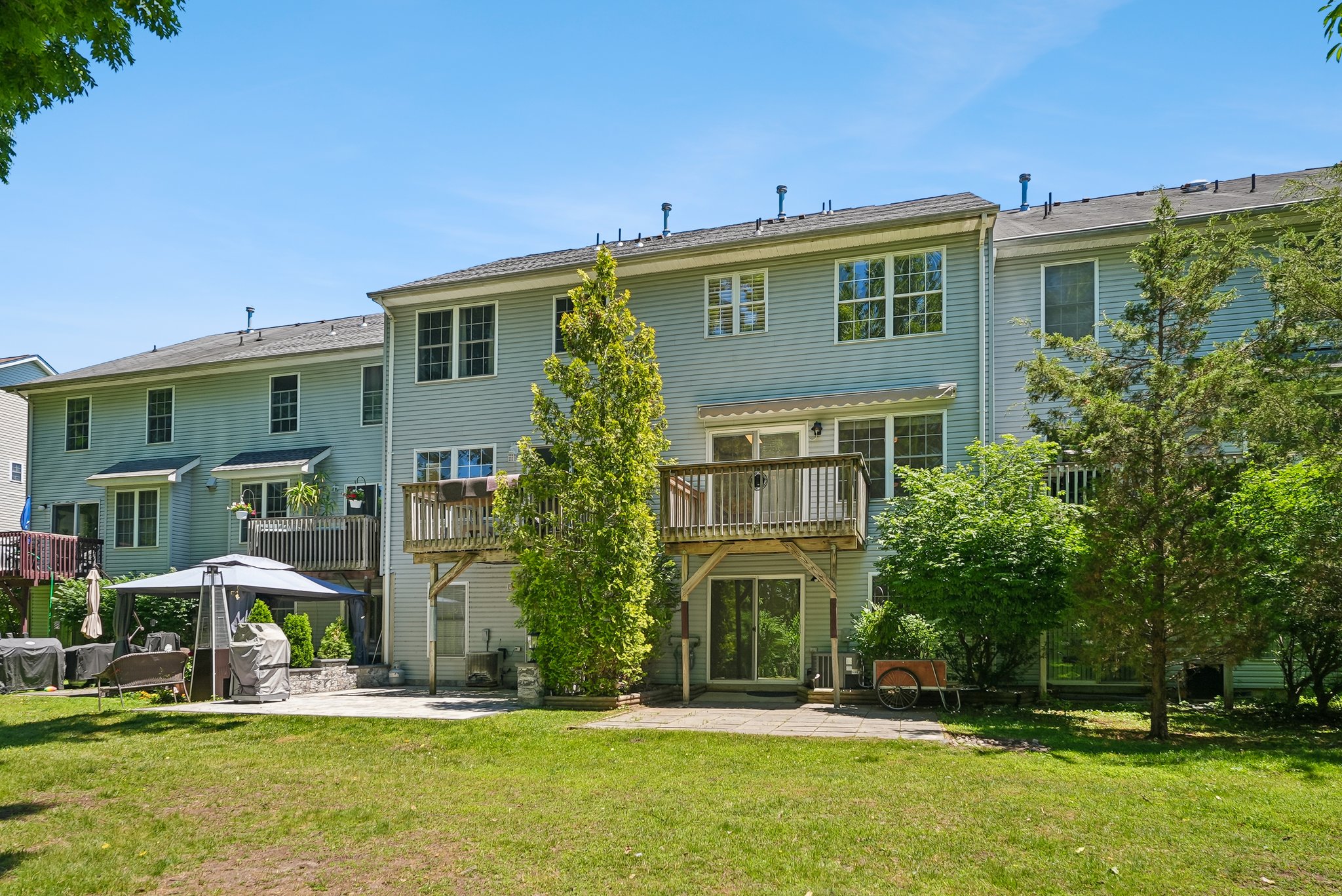  A Townhouse that Lives Like a Waterfront Estate - 物件實景