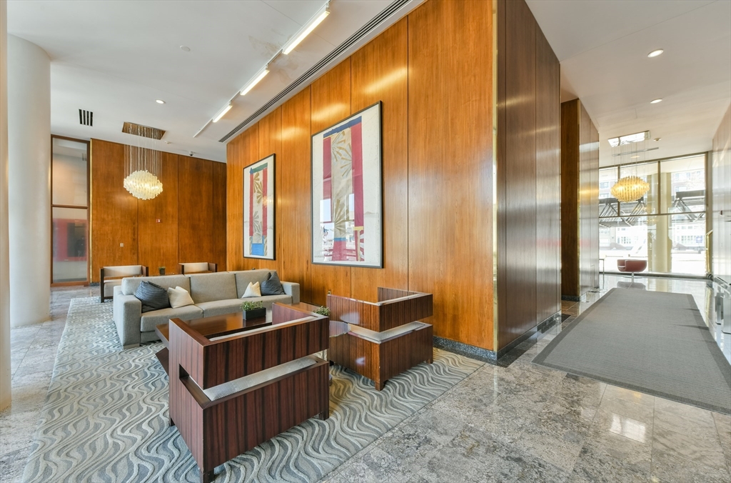 Boston, Massachusetts, 02110, United States, 1 Bedroom Bedrooms, ,1 BathroomBathrooms,Residential,For Sale,1942239