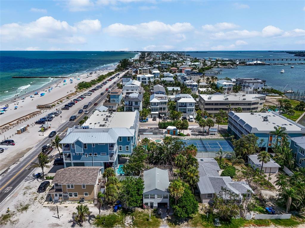 Bradenton Beach, Florida, 34217, United States, ,Land,For Sale,1977535