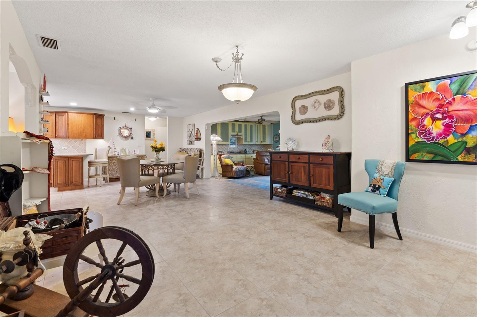 Belleair Beach, Florida, 33786, United States, 2 Bedrooms Bedrooms, ,3 BathroomsBathrooms,Residential,For Sale,1930799