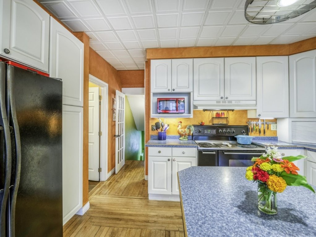 Bemidji, Minnesota, 56601, United States, 6 Bedrooms Bedrooms, ,2 BathroomsBathrooms,Residential,For Sale,2000102