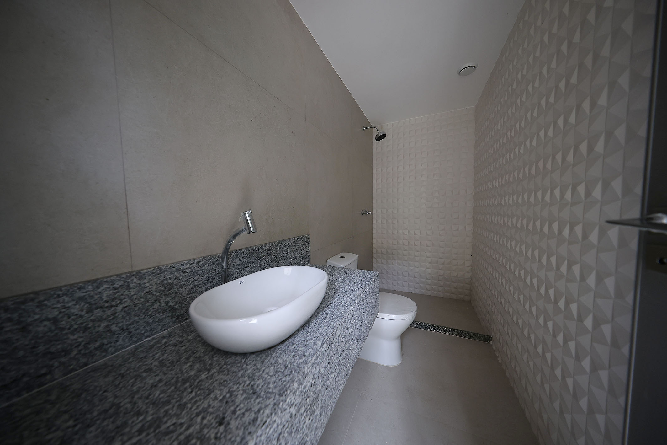  Triplex house with four suites and views of Pedra da Gávea in São Conrado - 物件實景