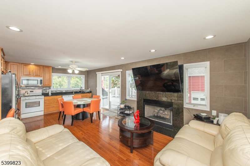 Clifton City, New Jersey, 07013, United States, 5 Bedrooms Bedrooms, ,4 BathroomsBathrooms,Residential,For Sale,2001932