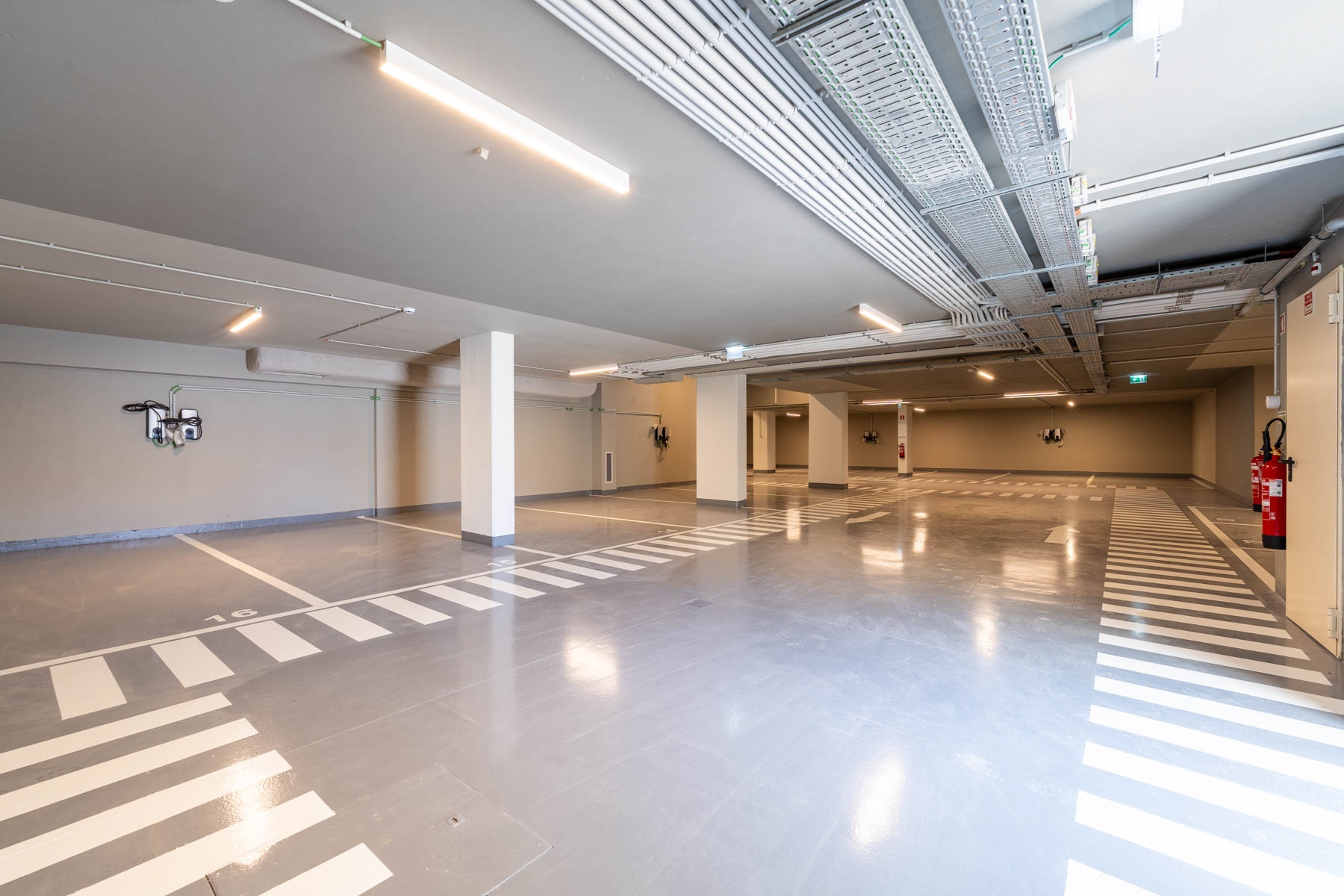  Flat, 3 bedrooms, for Sale - 物件實景