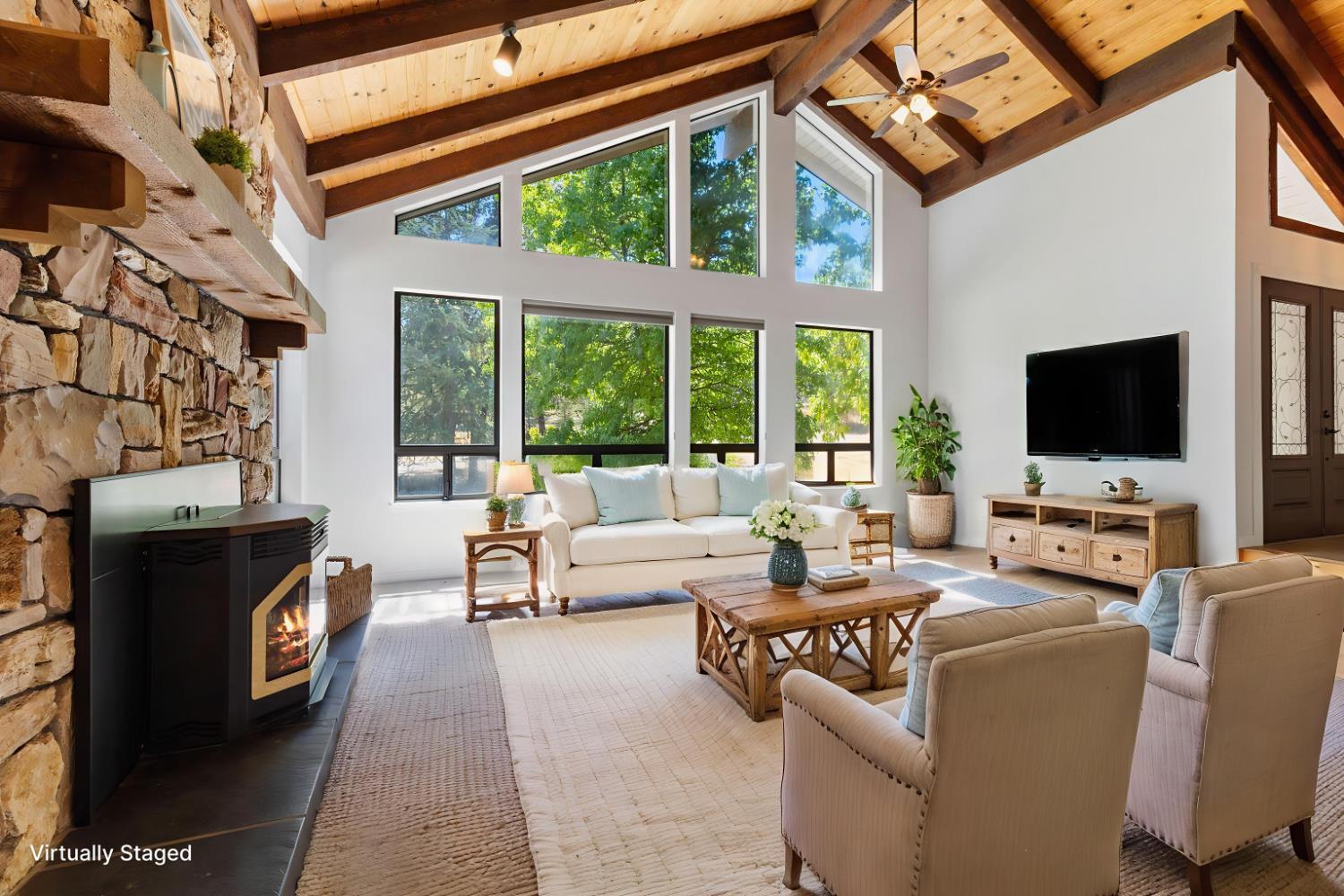 Grass Valley, California, 95949, United States, 3 Bedrooms Bedrooms, ,3 BathroomsBathrooms,Residential,For Sale,1983094