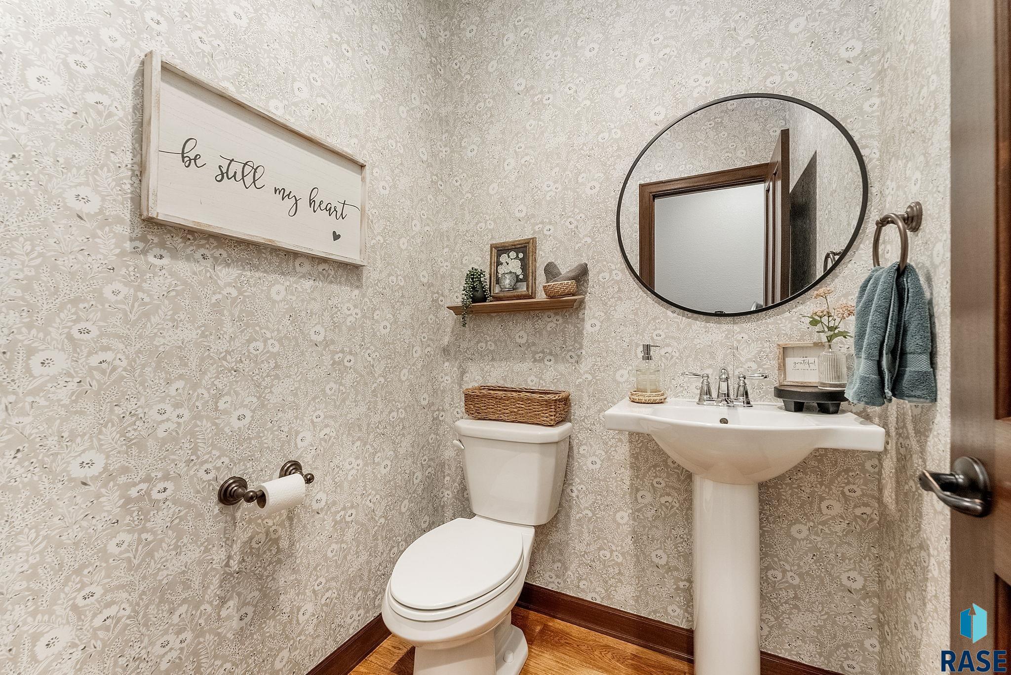 Lester, Iowa, 51242, United States, 4 Bedrooms Bedrooms, ,5 BathroomsBathrooms,Residential,For Sale,1926718