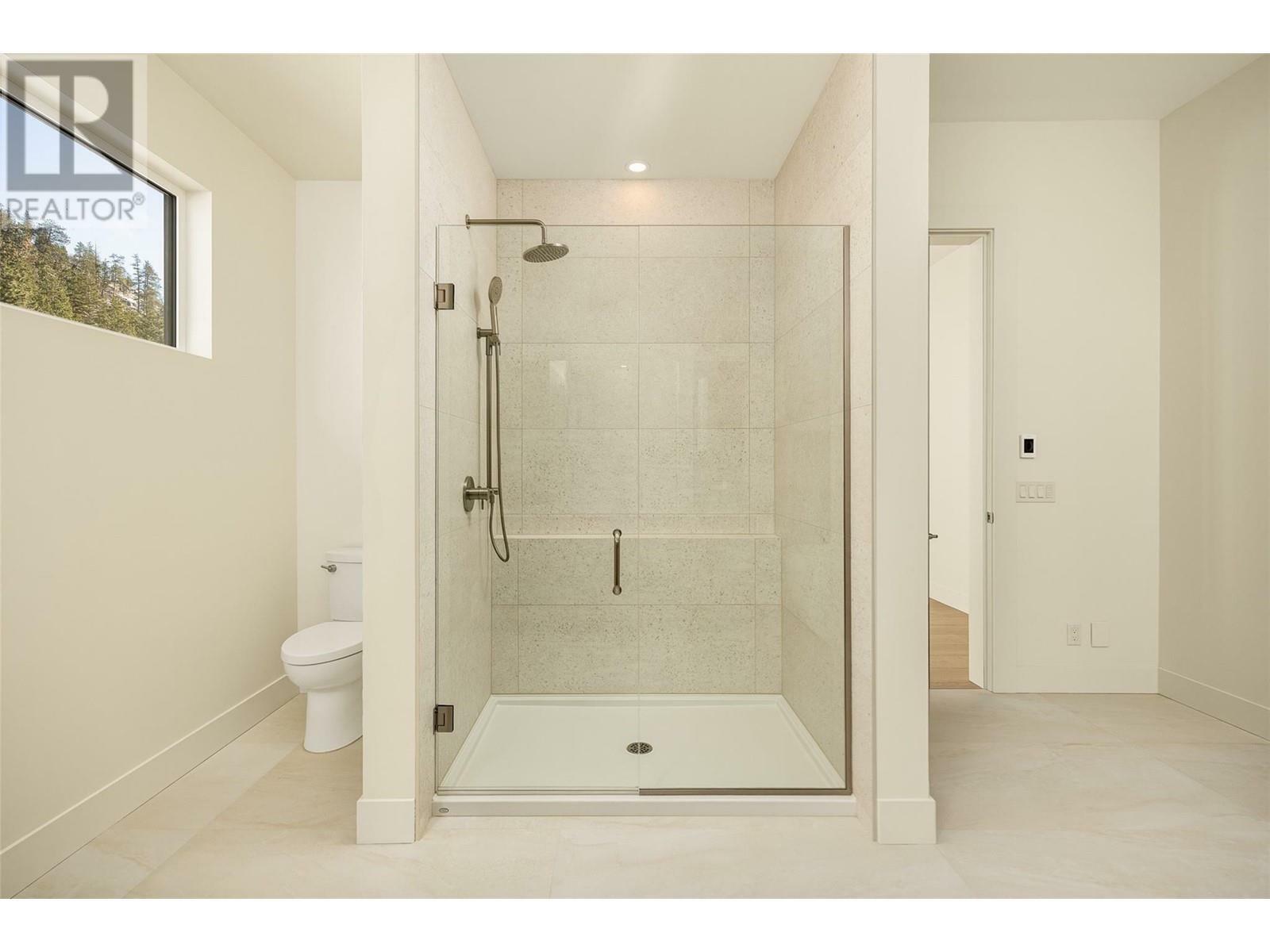 LAKE COUNTRY, British Columbia, V4V 0A4, CA, 3 Bedrooms Bedrooms, ,2 BathroomsBathrooms,Residential,For Sale,1837010