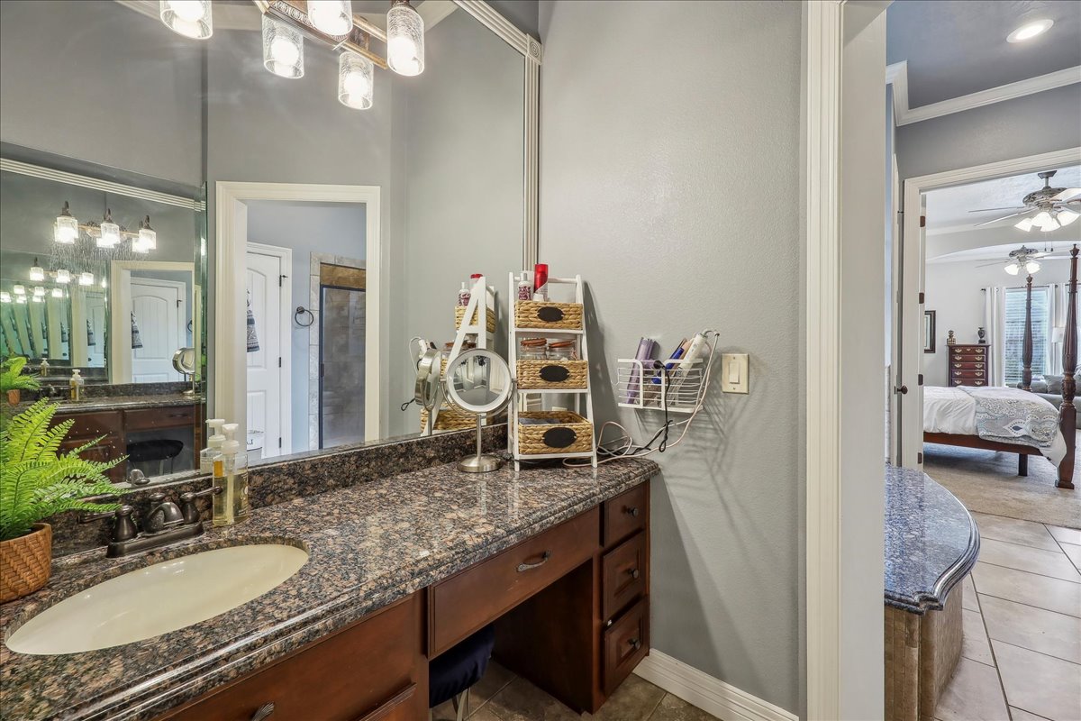 Lumberton, Texas, 77657, United States, 5 Bedrooms Bedrooms, ,4 BathroomsBathrooms,Residential,For Sale,1941970