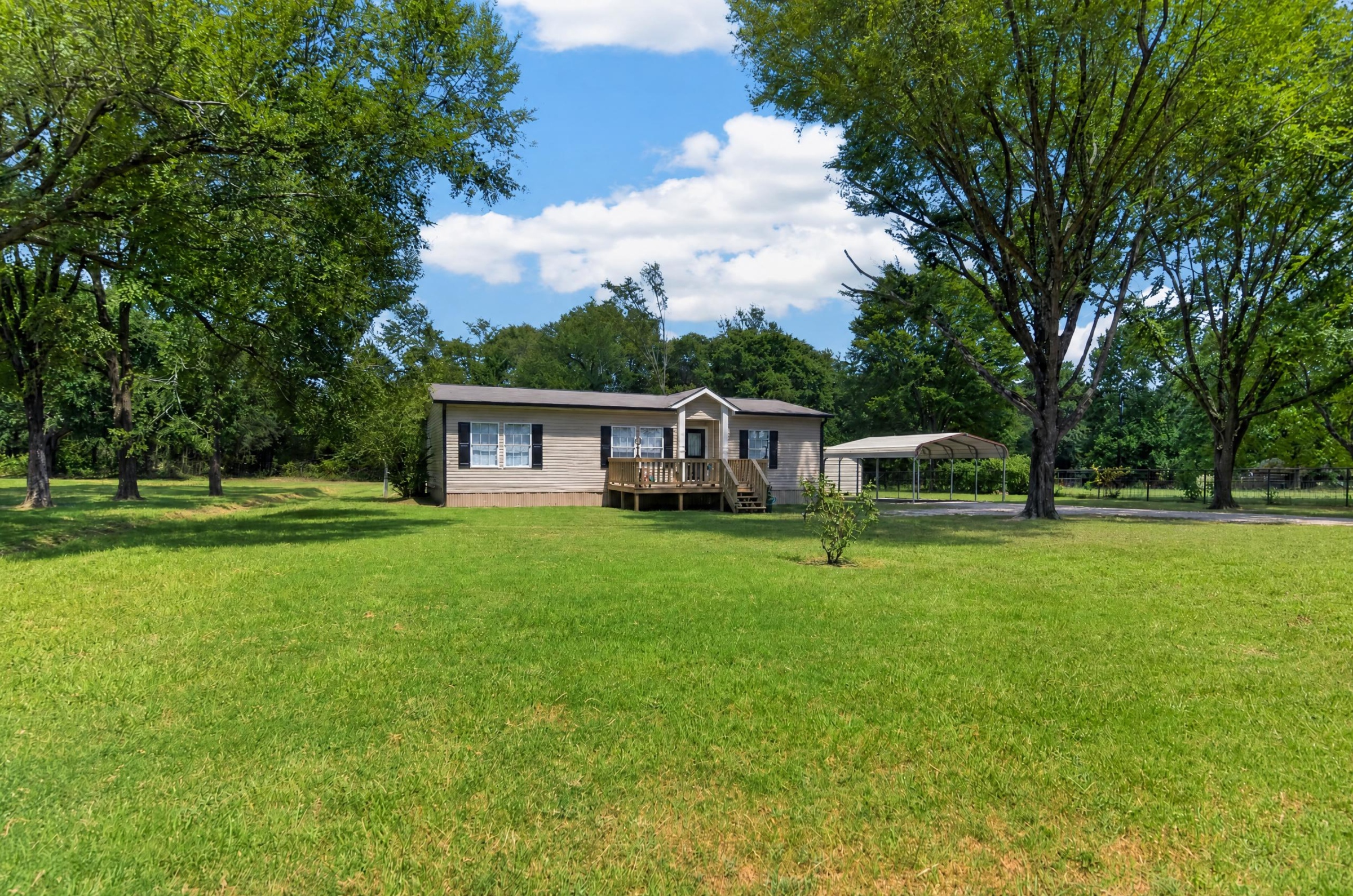 An County Road 2234 , Palestine, TX 75803