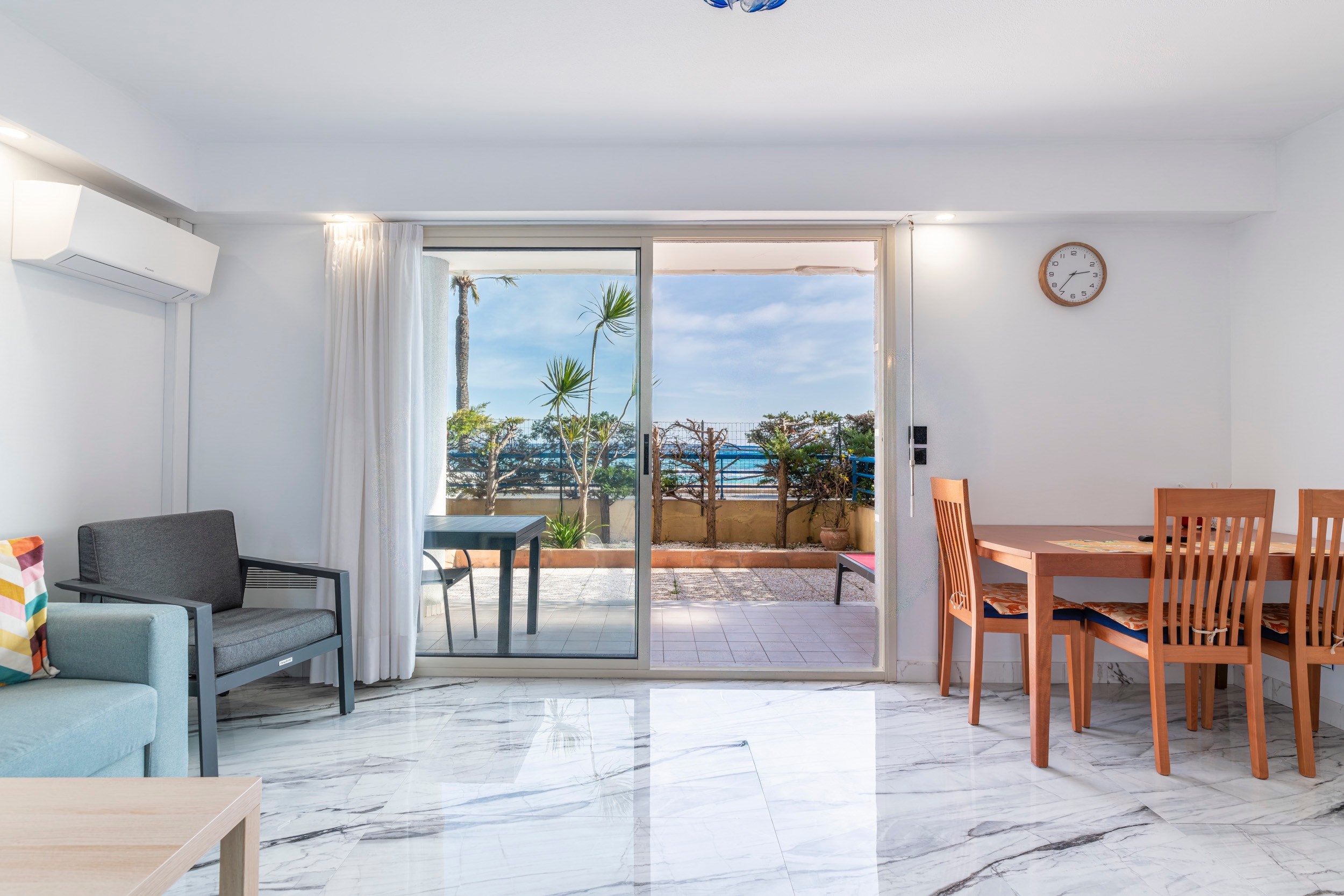  One bedroom garden apartment steps from the beach in Roquebrune-Cap-Martin near… - 物件實景