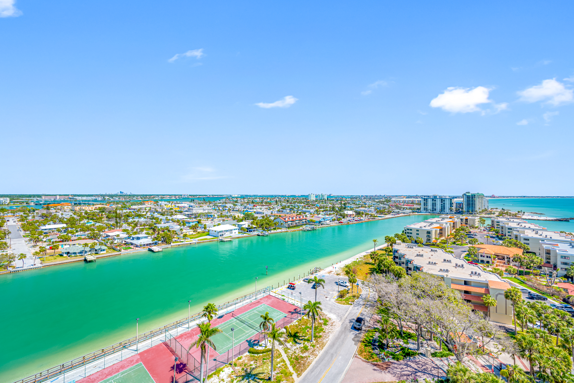 Treasure Island, Florida, 33706, United States, 2 Bedrooms Bedrooms, ,4 BathroomsBathrooms,Residential,For Sale,1830470
