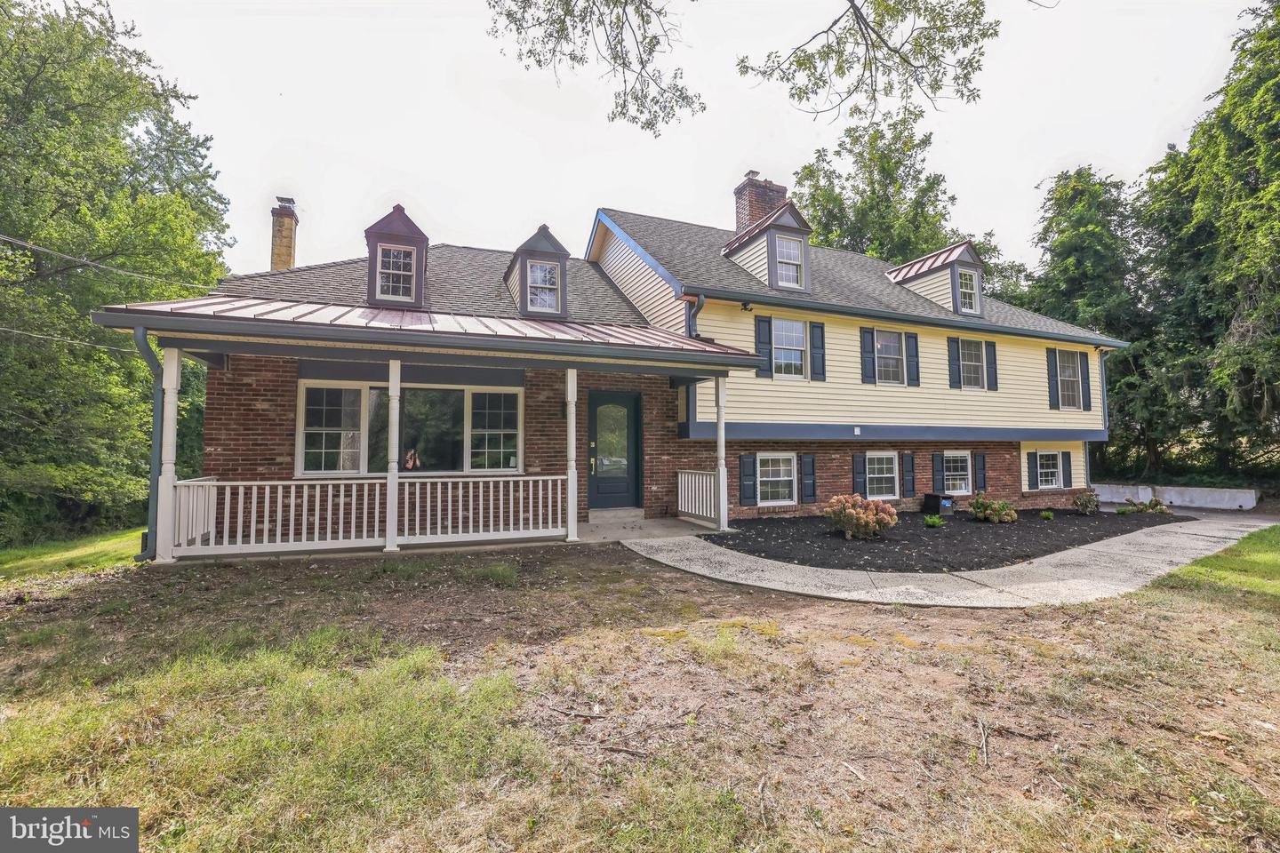 Doylestown, Pennsylvania, 18902, United States, 5 Bedrooms Bedrooms, ,4 BathroomsBathrooms,Residential,For Sale,1995567